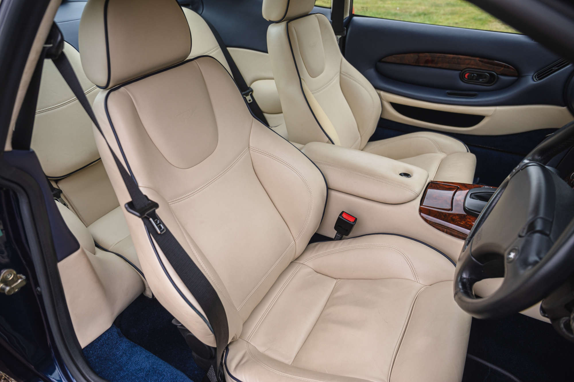 2001 Aston Martin DB7 V12 Vantage-Sold