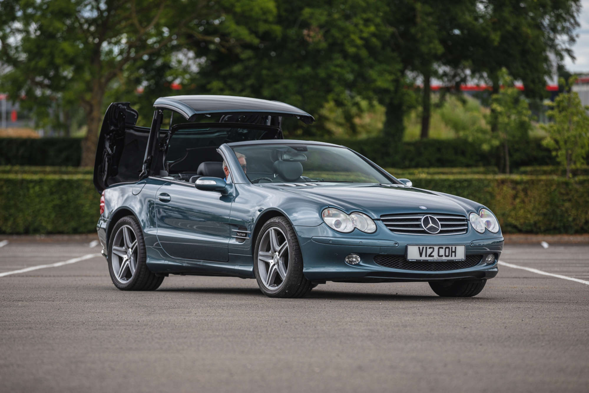 2004 Mercedes-Benz SL600 R230-Sold