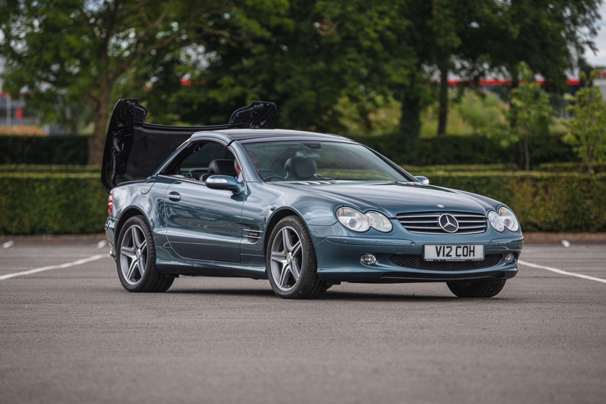 2004 Mercedes-Benz SL600 R230-Sold