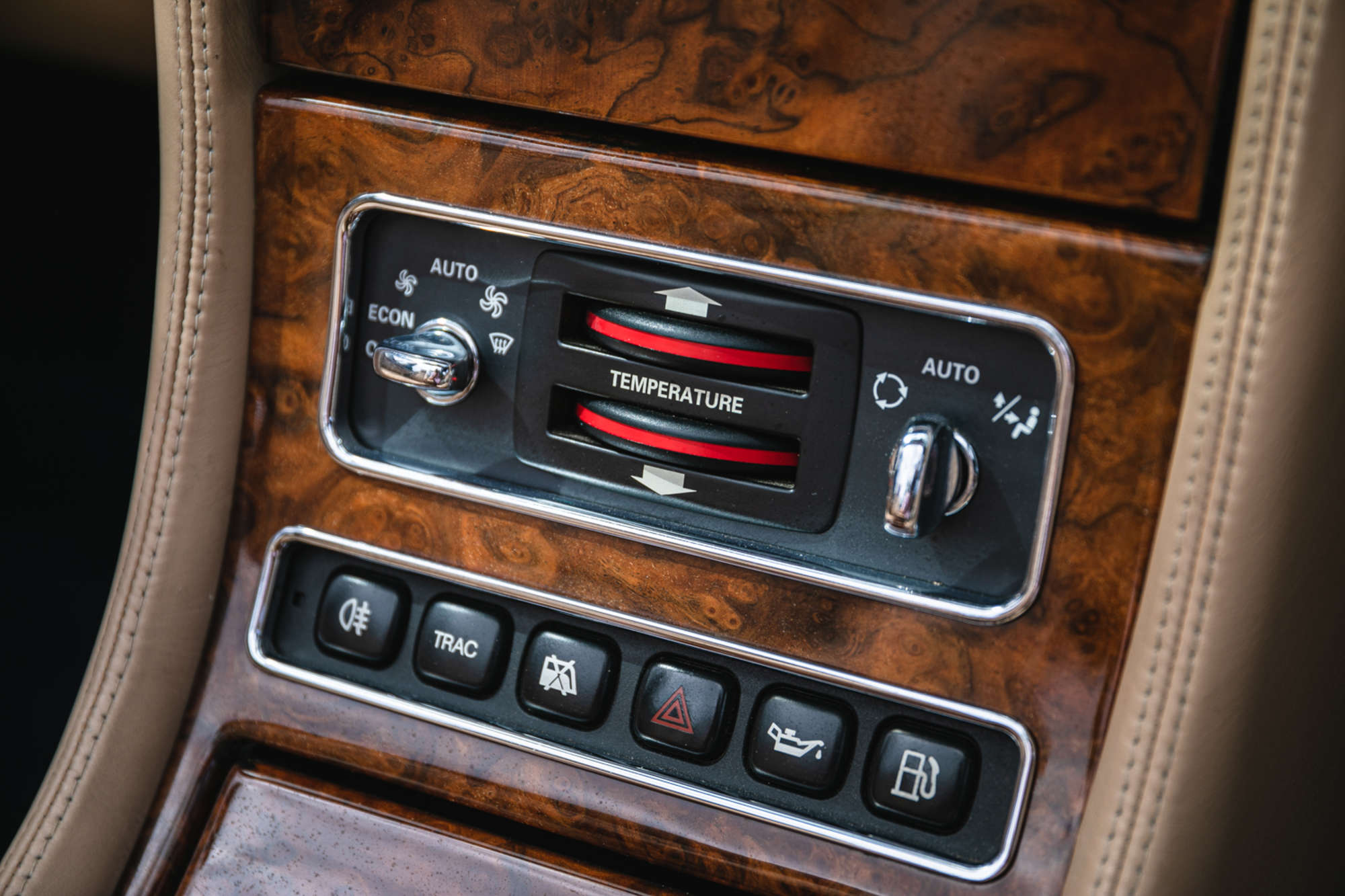 2001 Rolls-Royce Corniche V-Sold