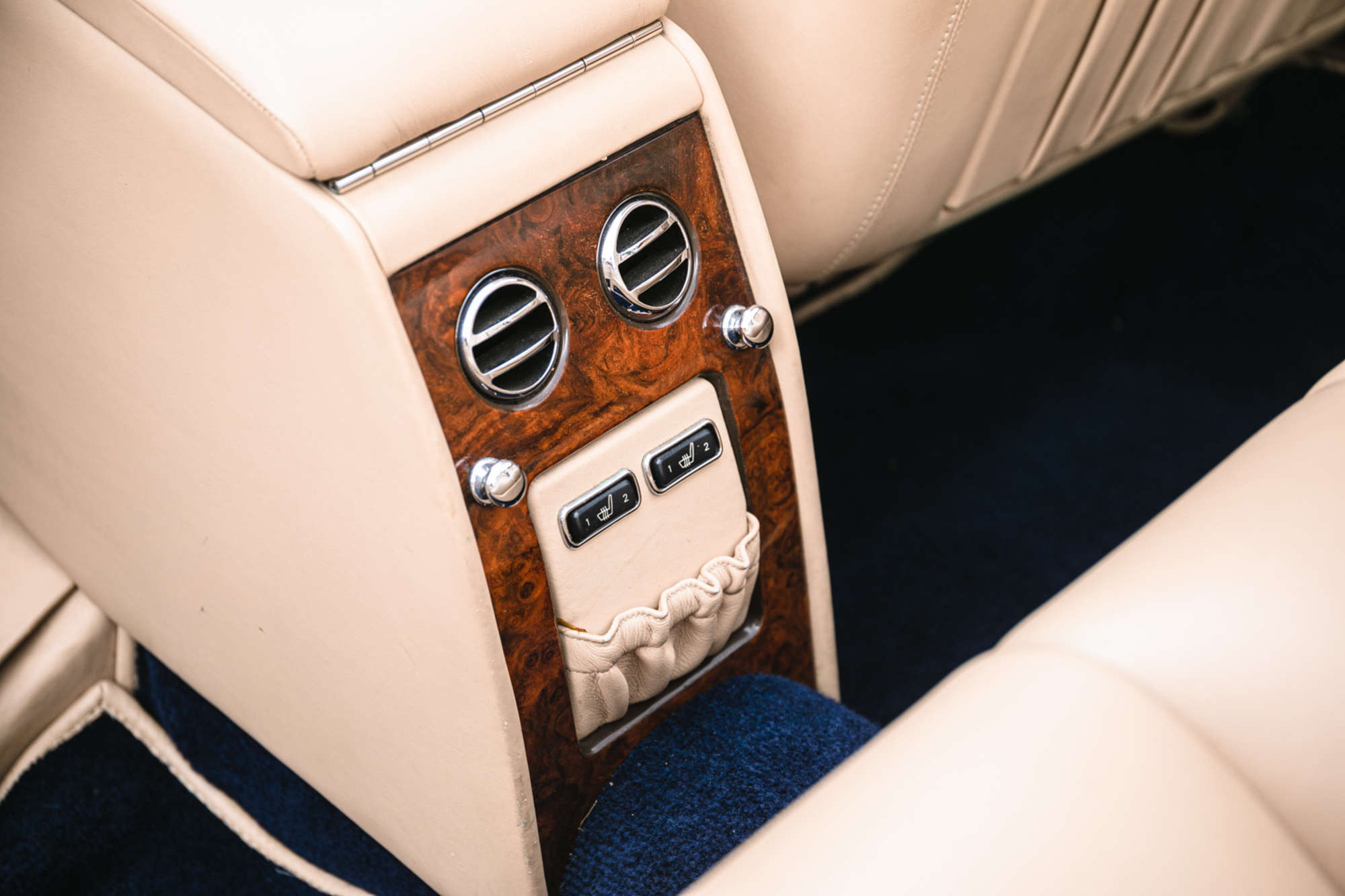 2001 Rolls-Royce Corniche V-Sold