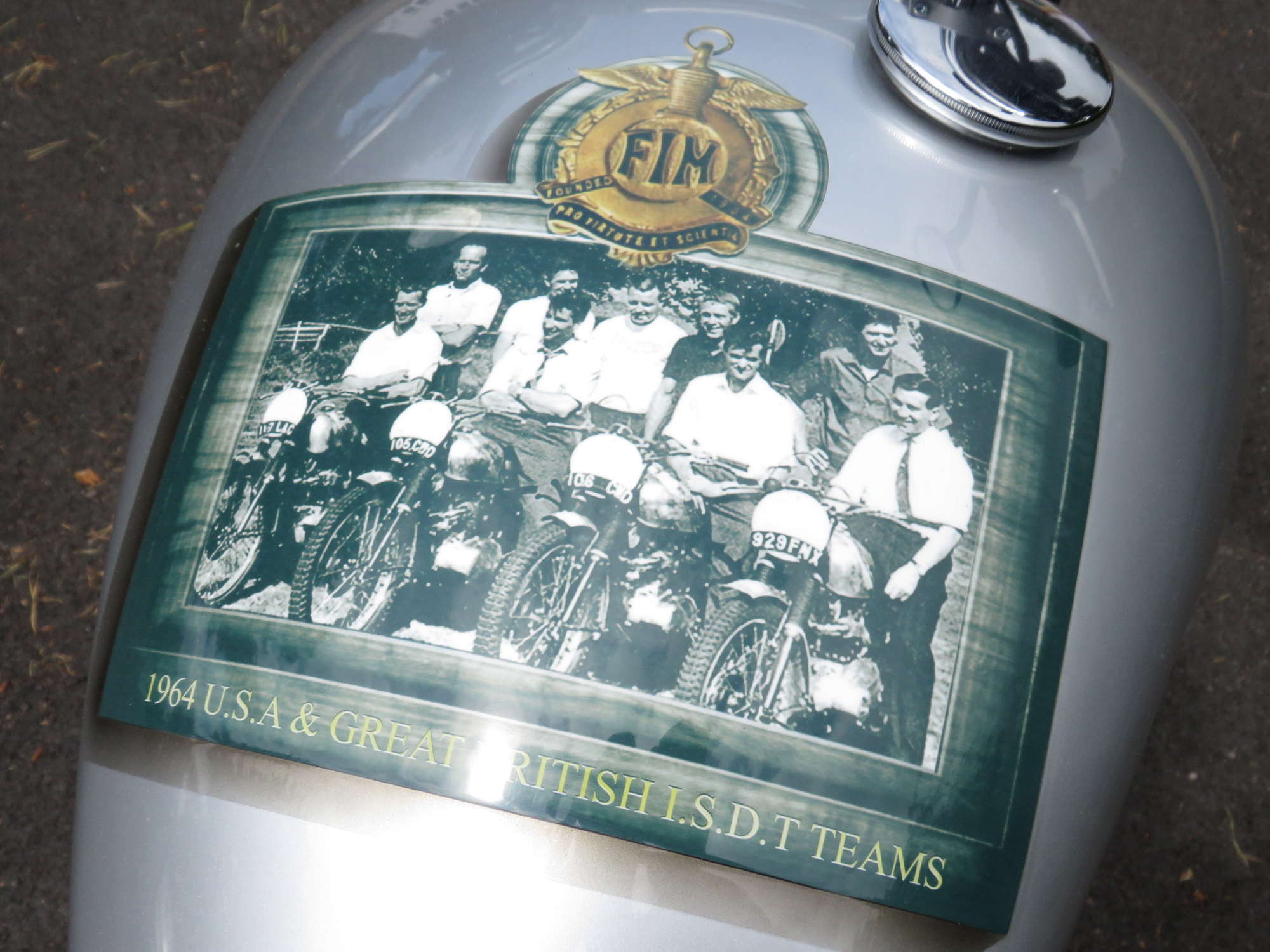 2014 Triumph T100 Bonneville ISDT 50th Anniversary 865cc-Sold