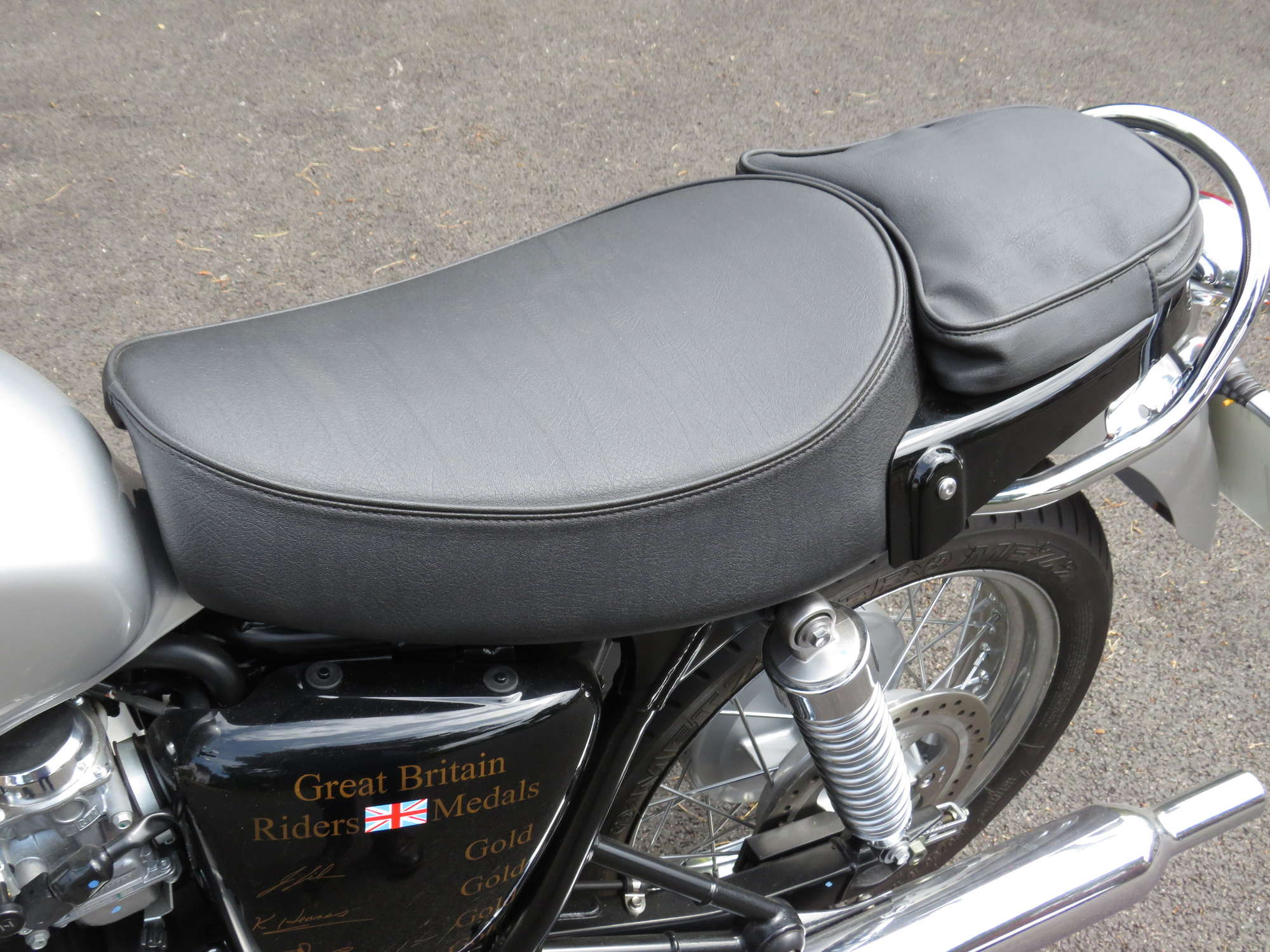 2014 Triumph T100 Bonneville ISDT 50th Anniversary 865cc-Sold