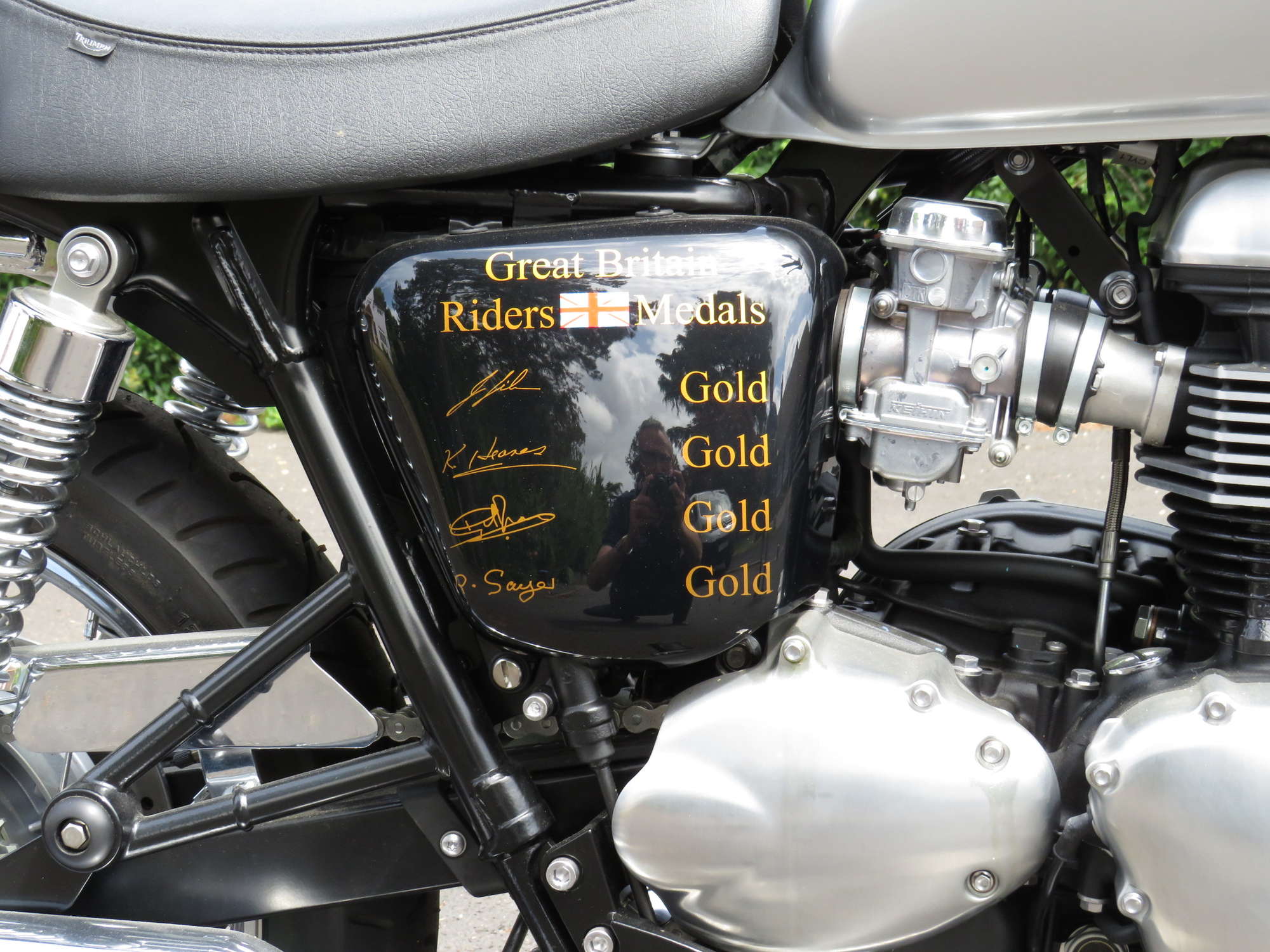 2014 Triumph T100 Bonneville ISDT 50th Anniversary 865cc-Sold