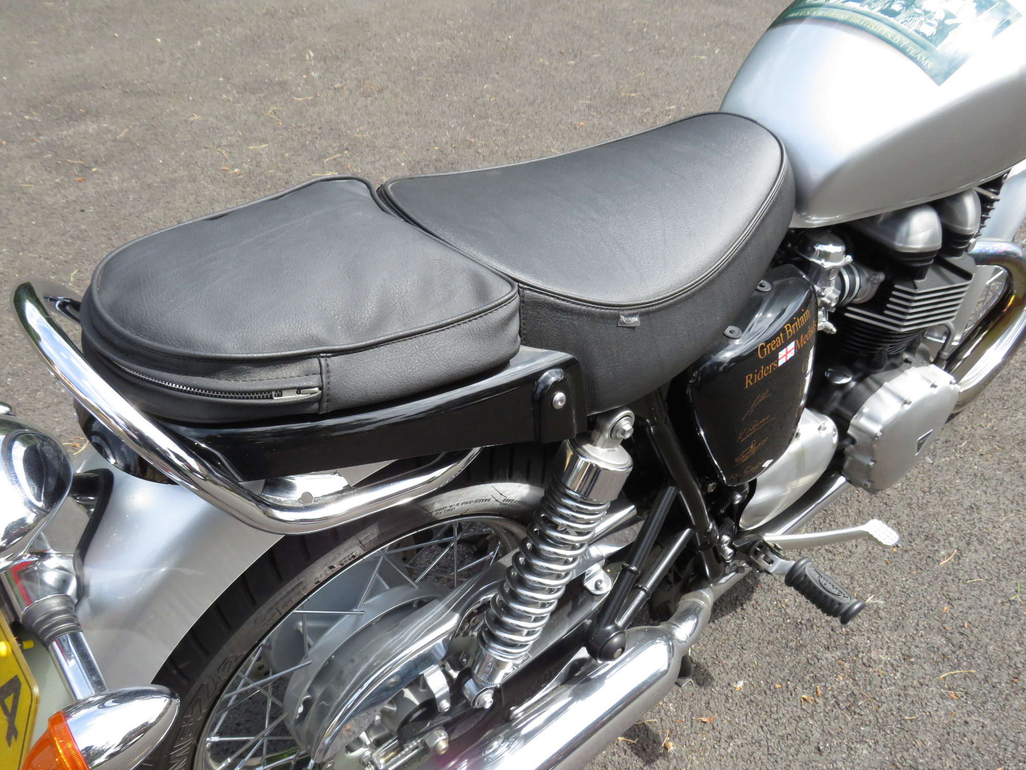 2014 Triumph T100 Bonneville ISDT 50th Anniversary 865cc-Sold