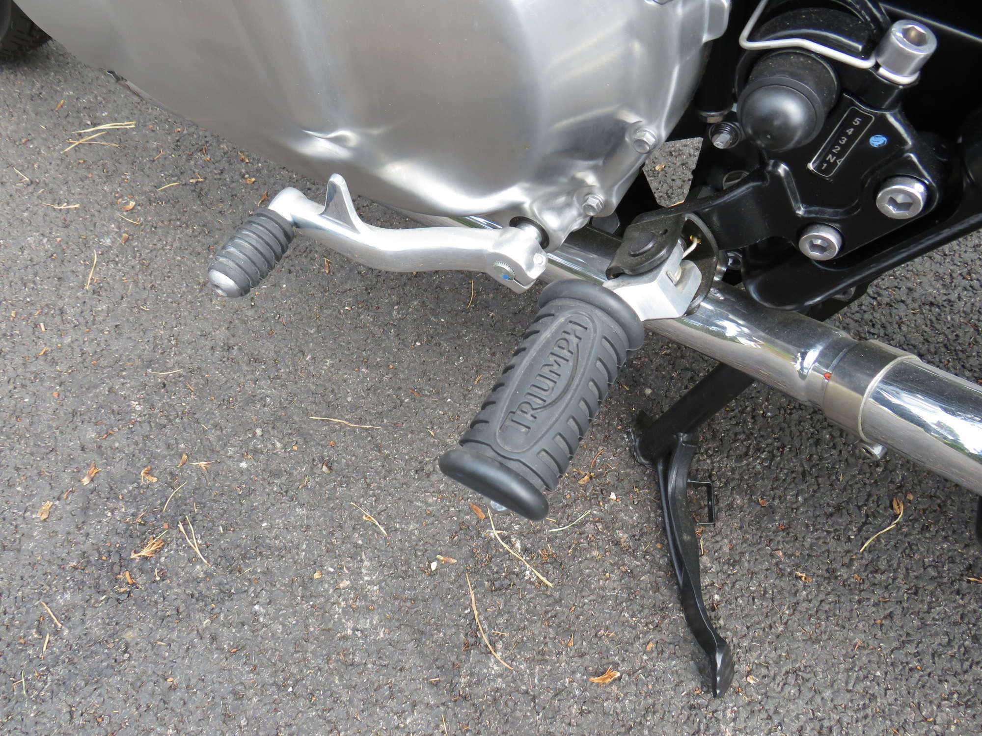 2014 Triumph T100 Bonneville ISDT 50th Anniversary 865cc-Sold