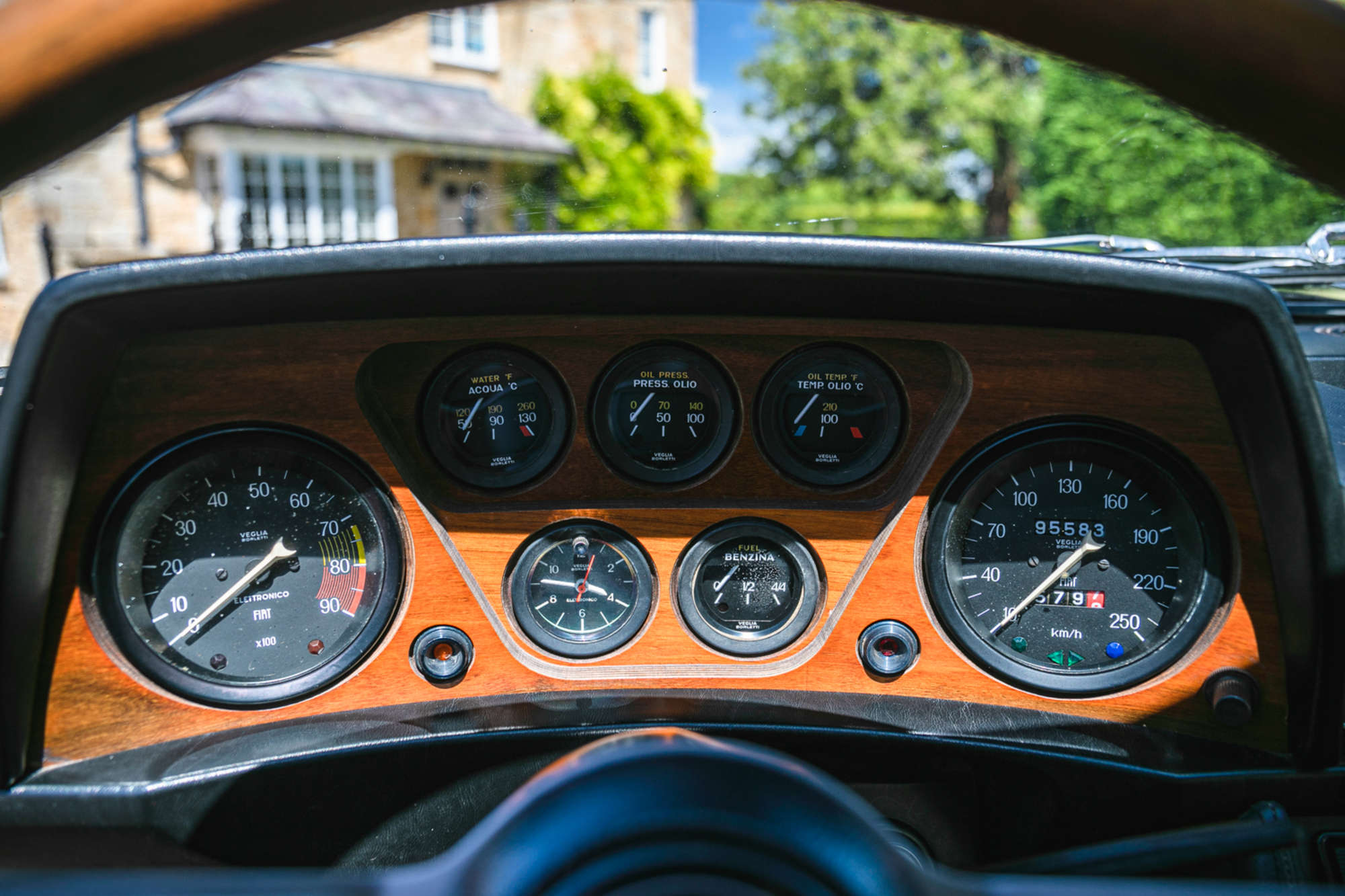 1972 Fiat Dino 2400 Coupé-Auction Lot