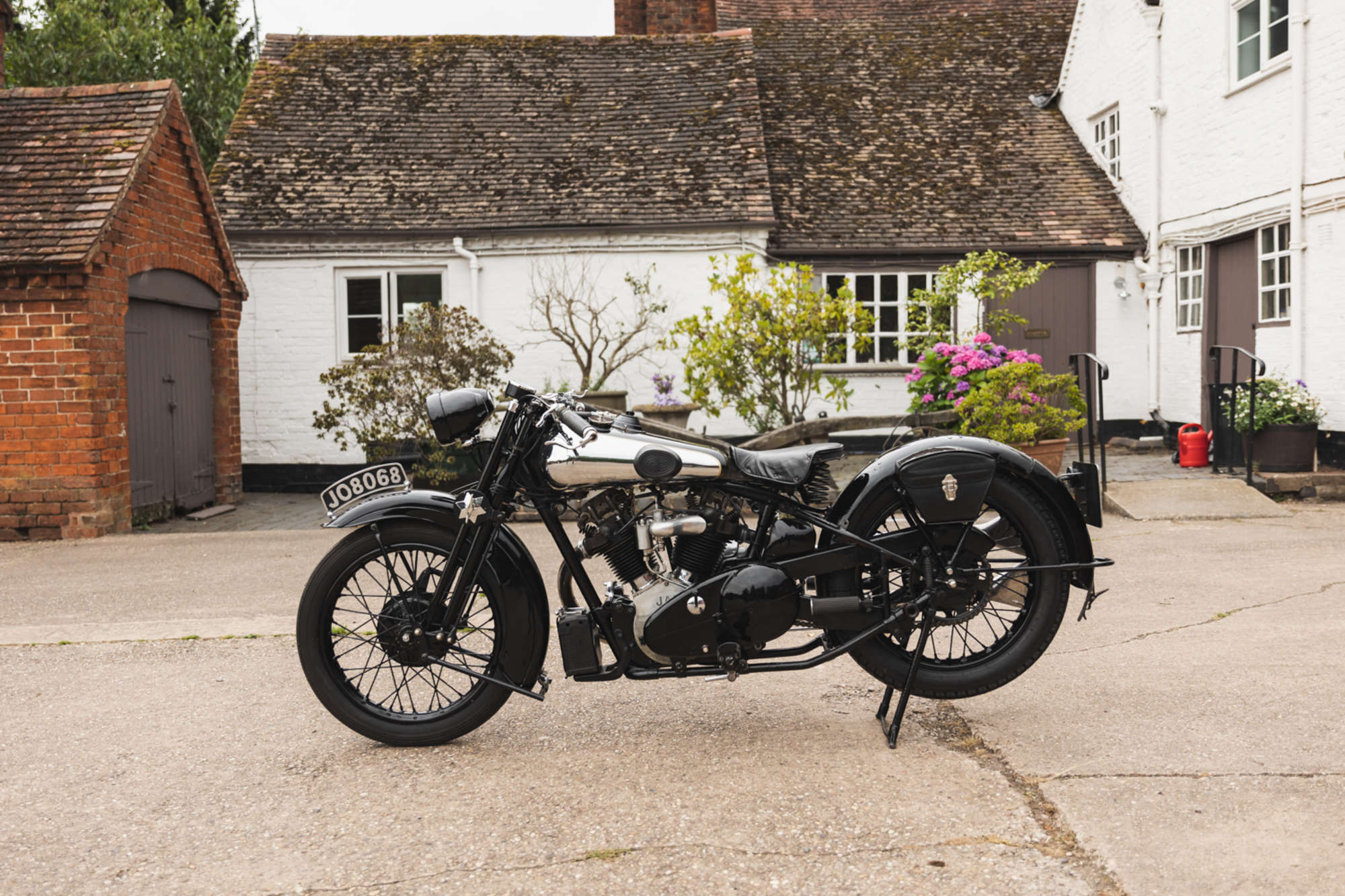 1933 Brough Superior 680 OHV 680cc-Auction Lot