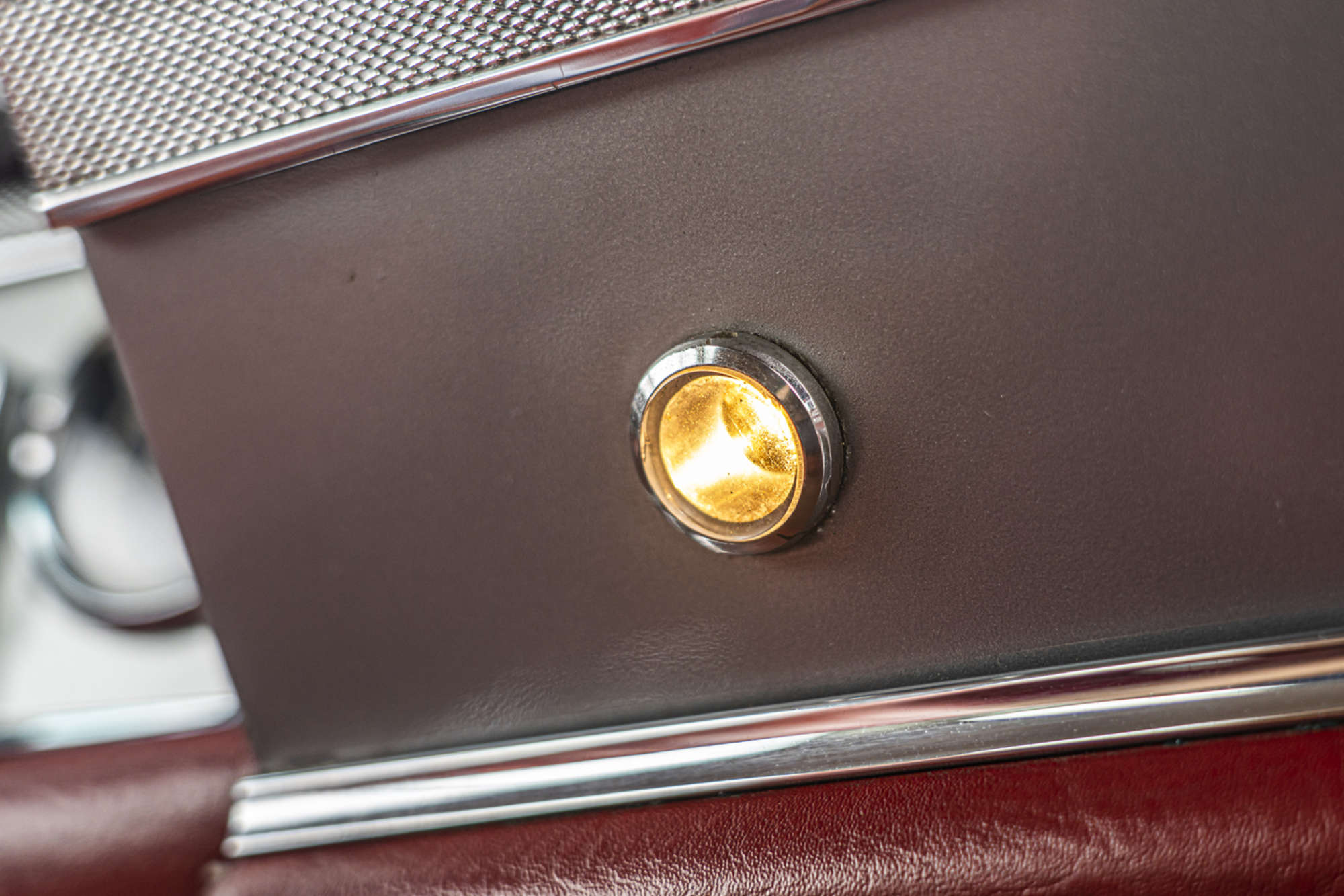 1967 Mercedes-Benz 250SL (W113) Pagoda-Sold