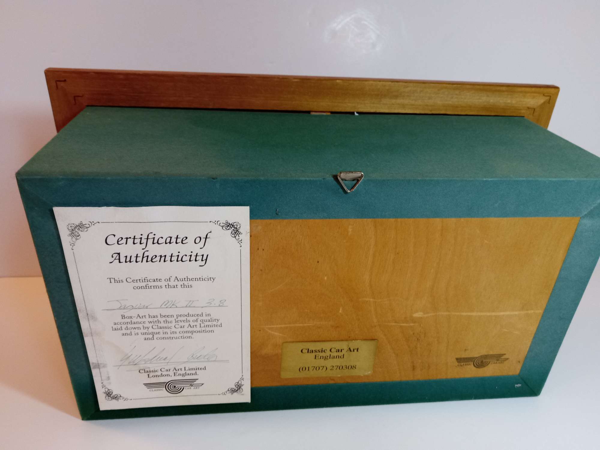 Highly Detailed Jaguar Mark II 3.8 Diorama by Classic Car Ar-Auction Lot