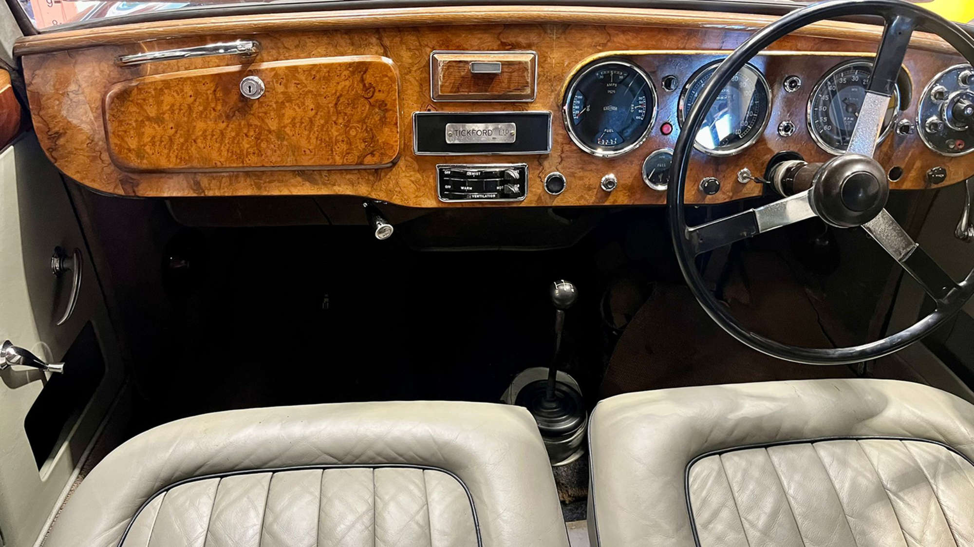 1957 Aston Martin Lagonda 3.0 Series II Saloon-Auction Lot