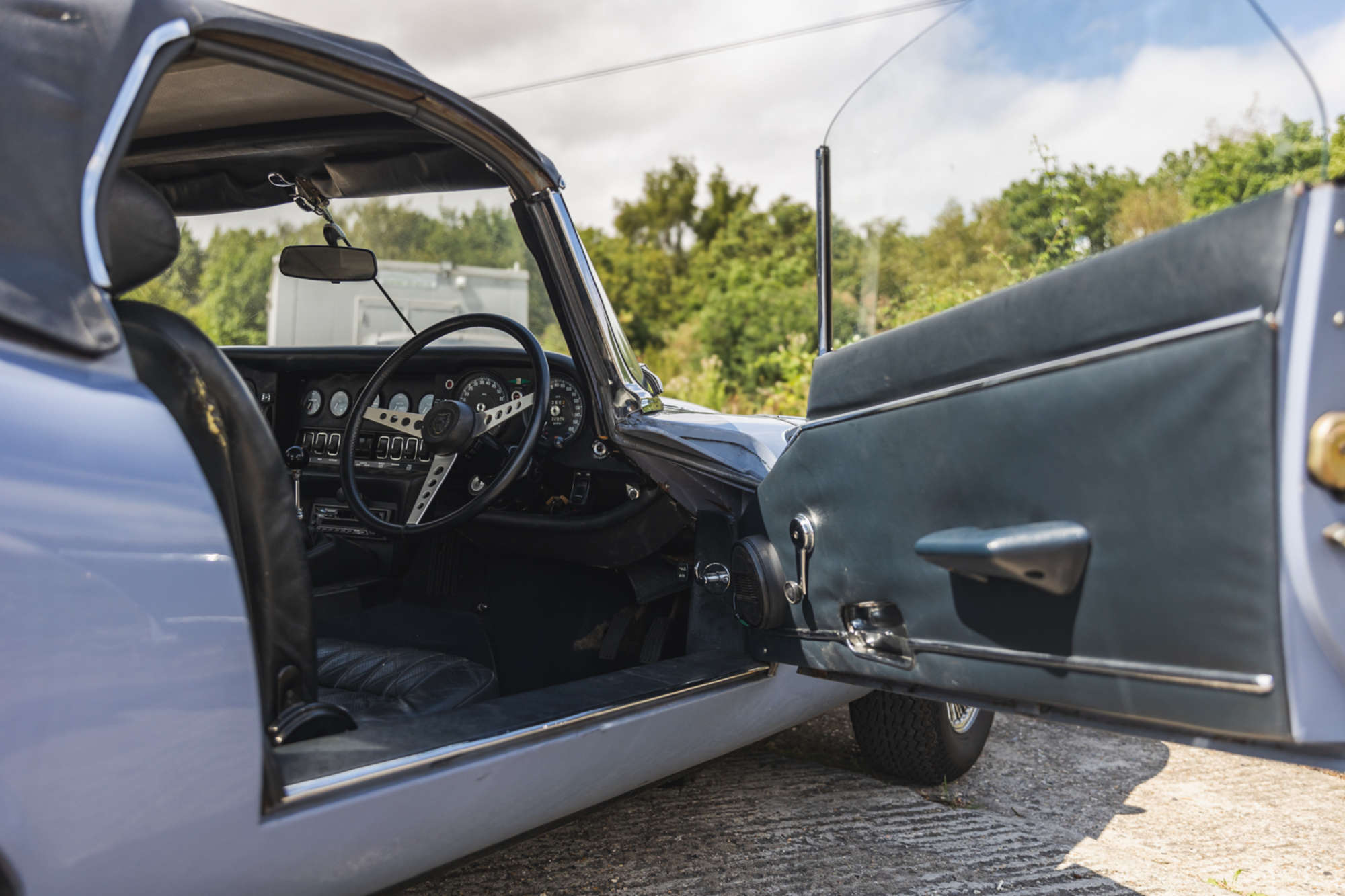 1973 Jaguar E-Type Series 3 V12 Roadster-Auction Lot