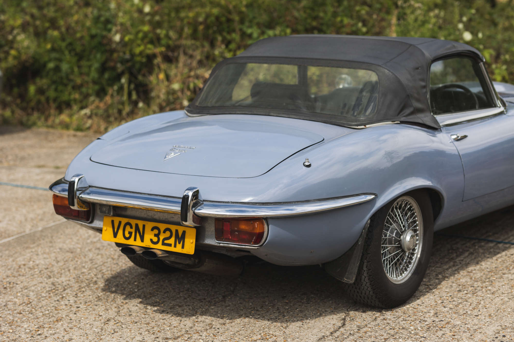 1973 Jaguar E-Type Series 3 V12 Roadster-Auction Lot