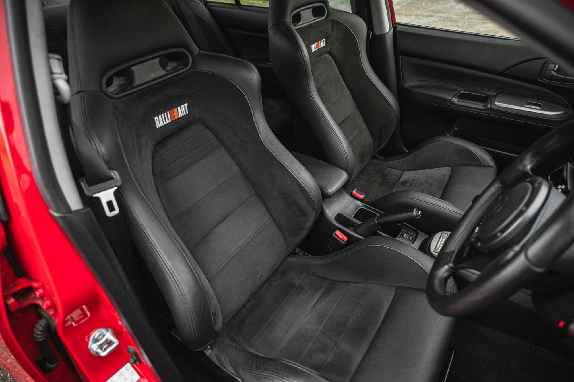 2005 Mitsubishi Evo VIII MR FQ-320/340-Auction Lot