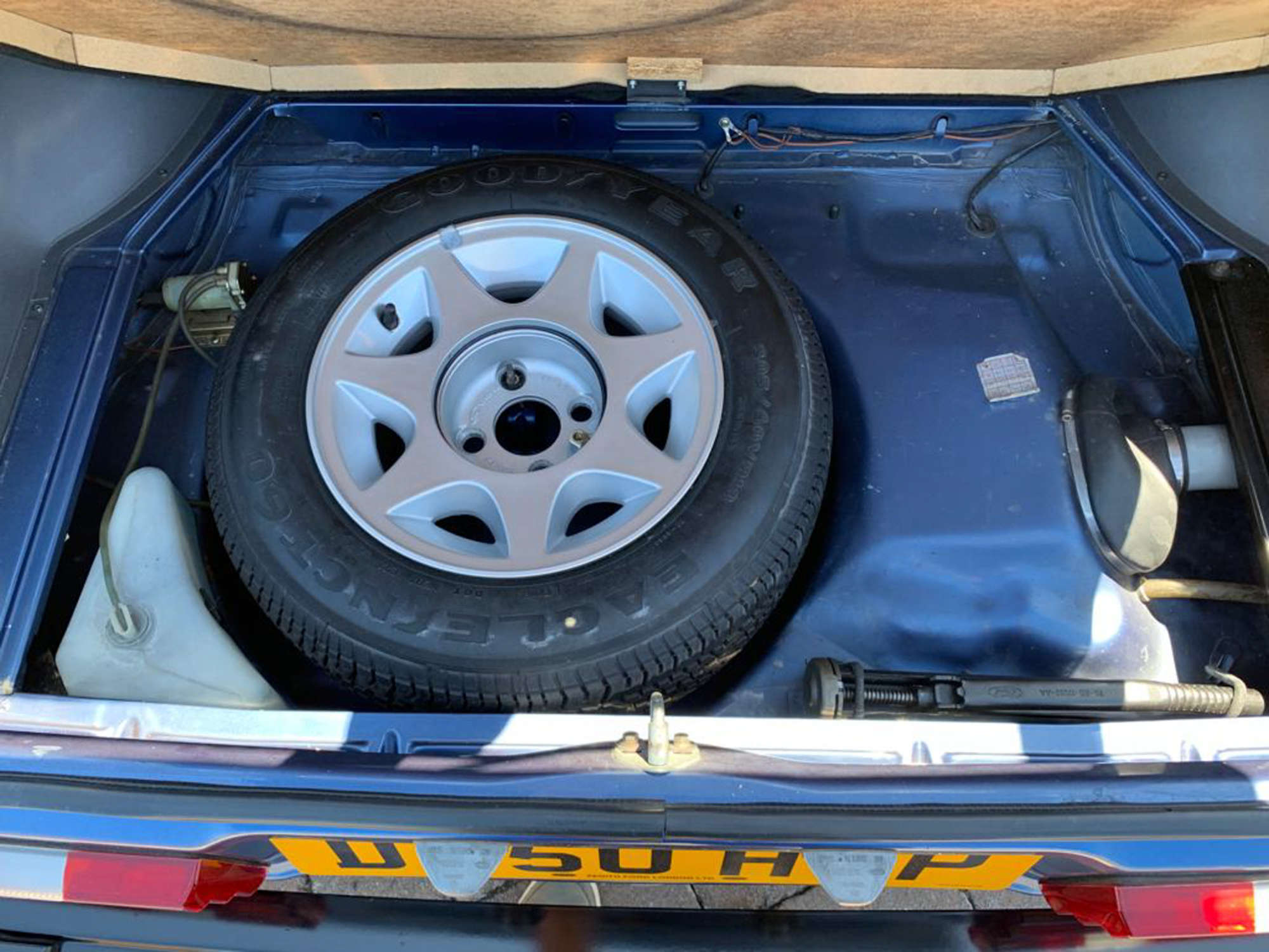 1987 Ford Capri 2.8 Injection Special -Auction Lot