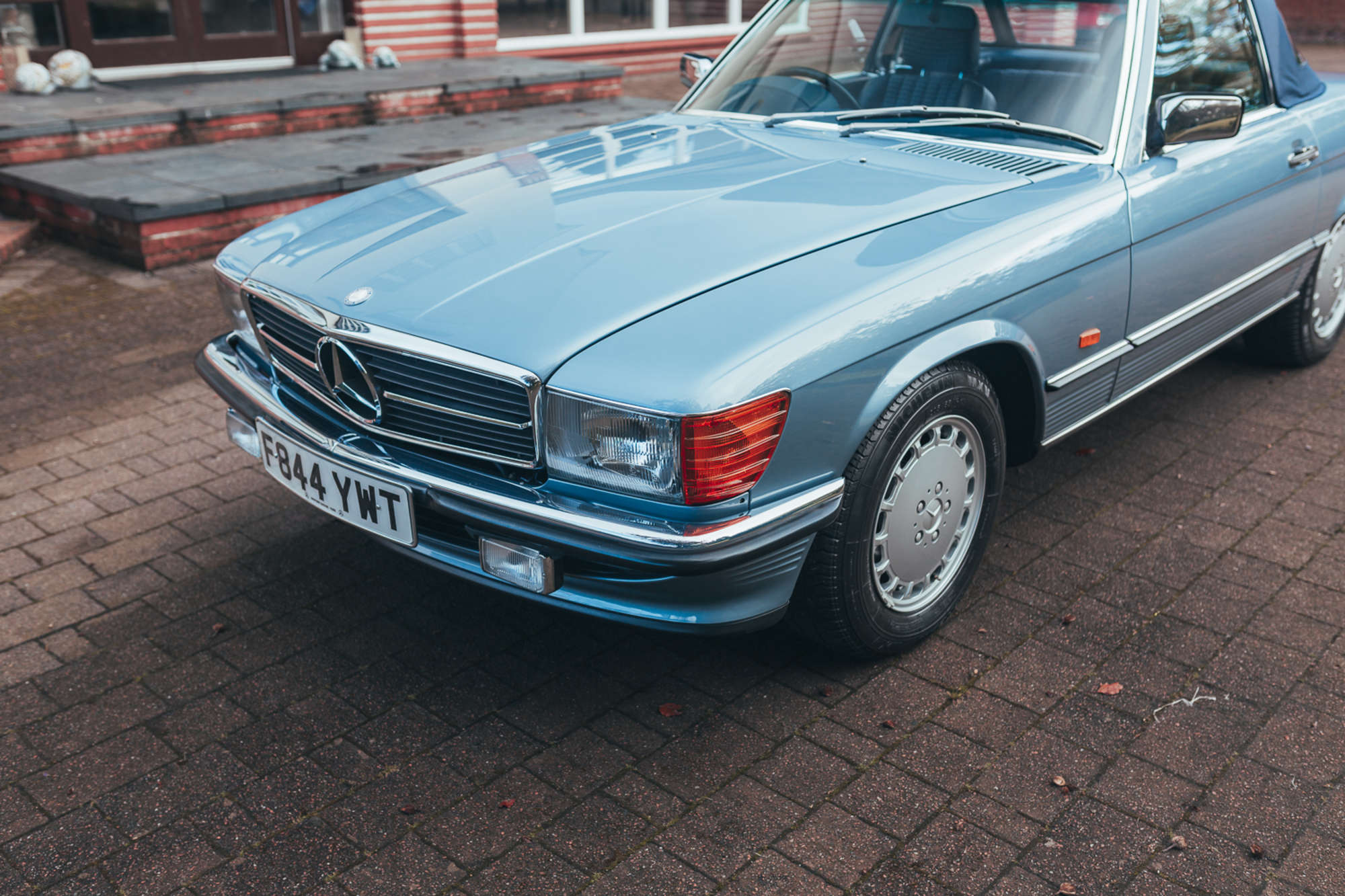 1988 Mercedes-Benz 300SL (R107)-Sold