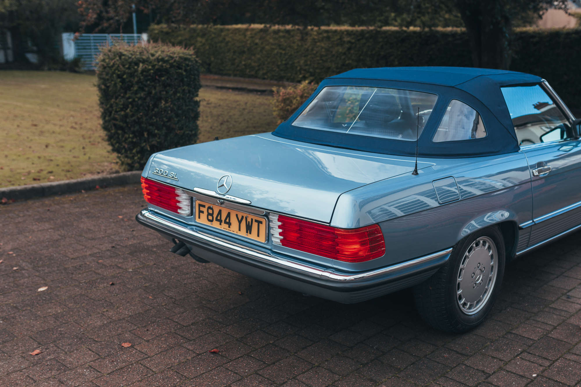 1988 Mercedes-Benz 300SL (R107)-Sold