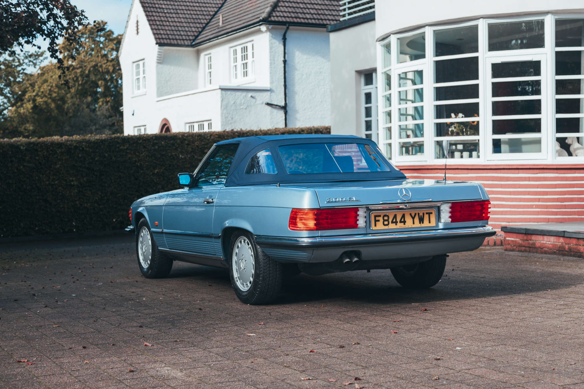 1988 Mercedes-Benz 300SL (R107)-Sold