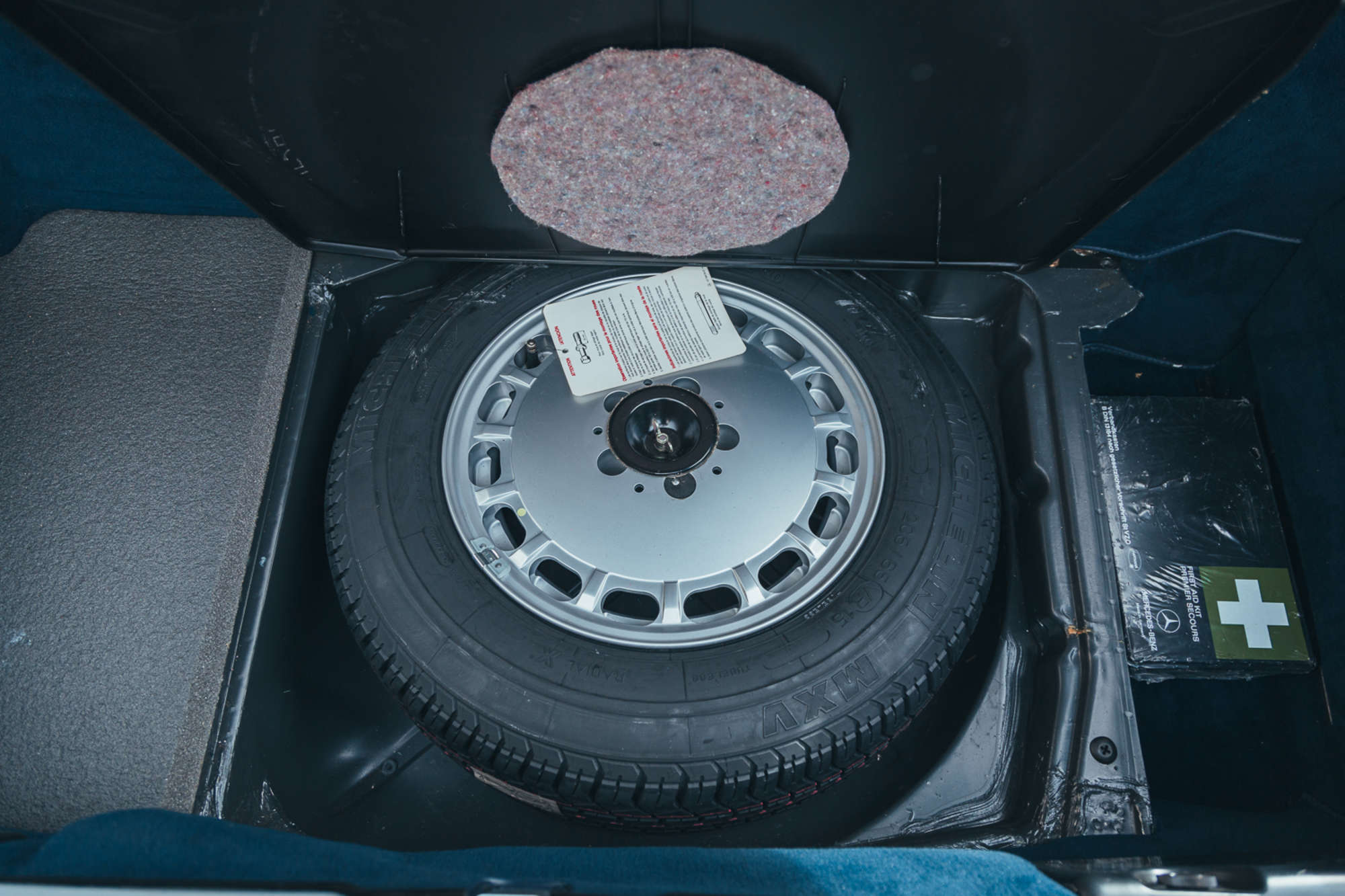 1988 Mercedes-Benz 300SL (R107)-Sold