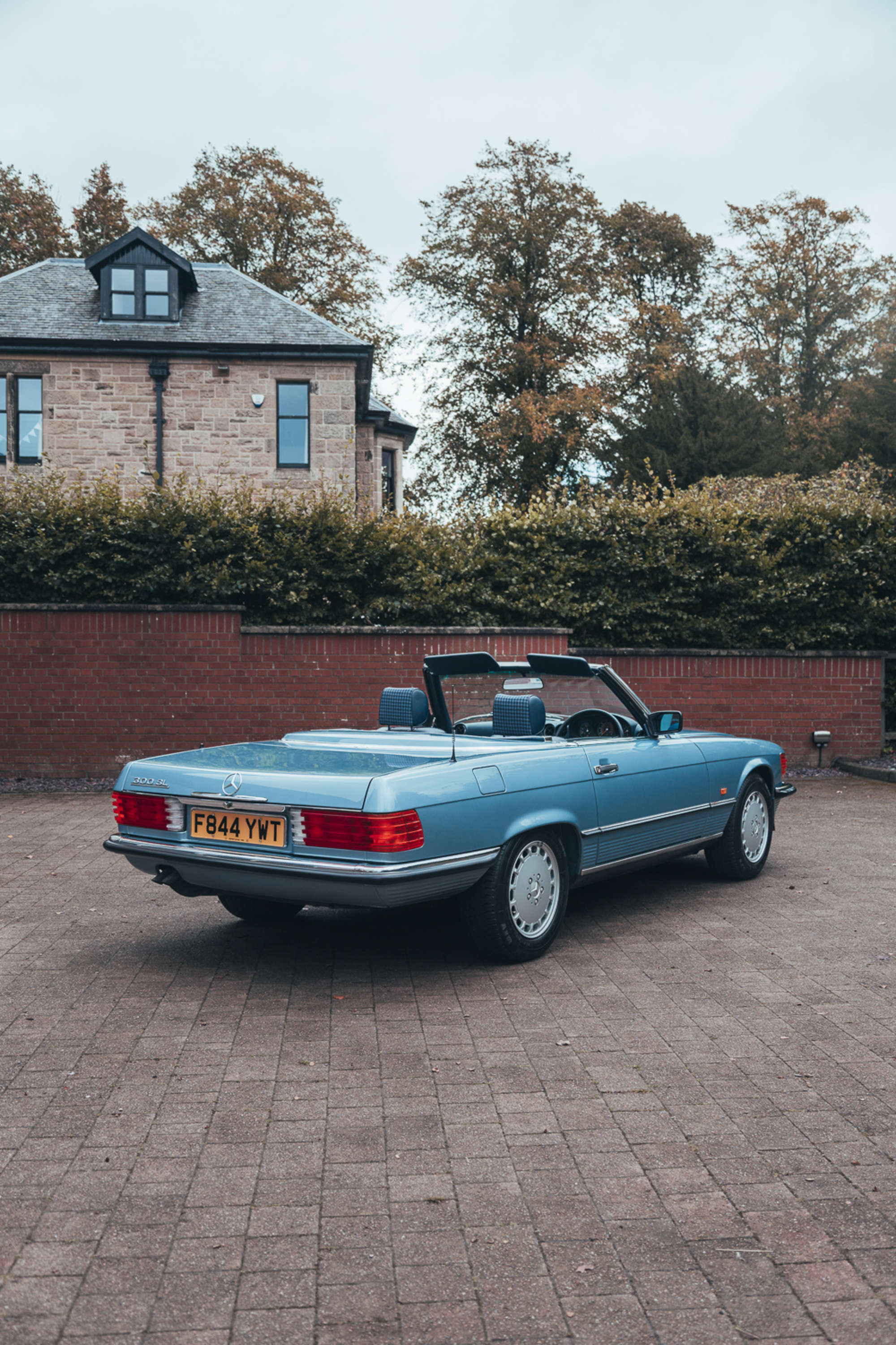 1988 Mercedes-Benz 300SL (R107)-Sold