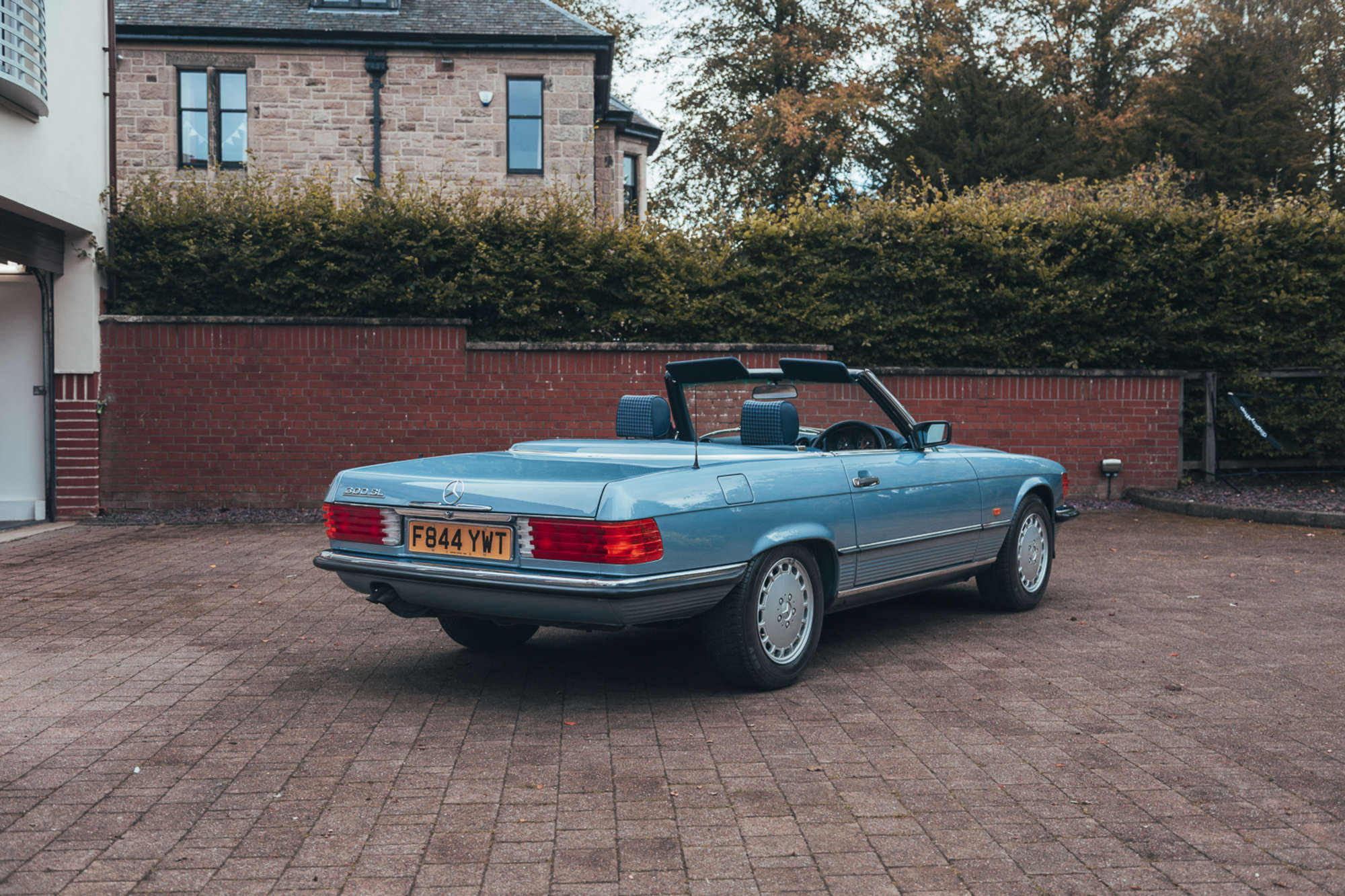 1988 Mercedes-Benz 300SL (R107)-Sold