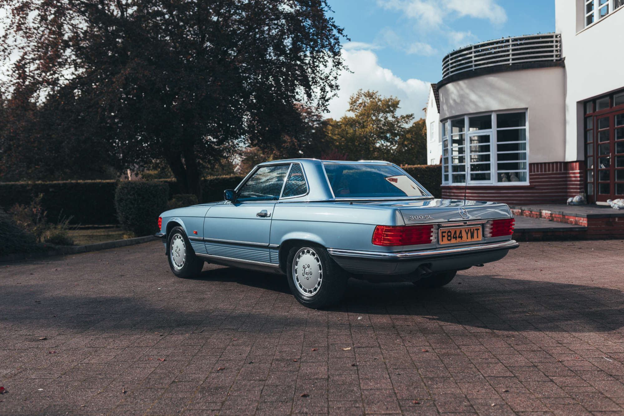 1988 Mercedes-Benz 300SL (R107)-Sold