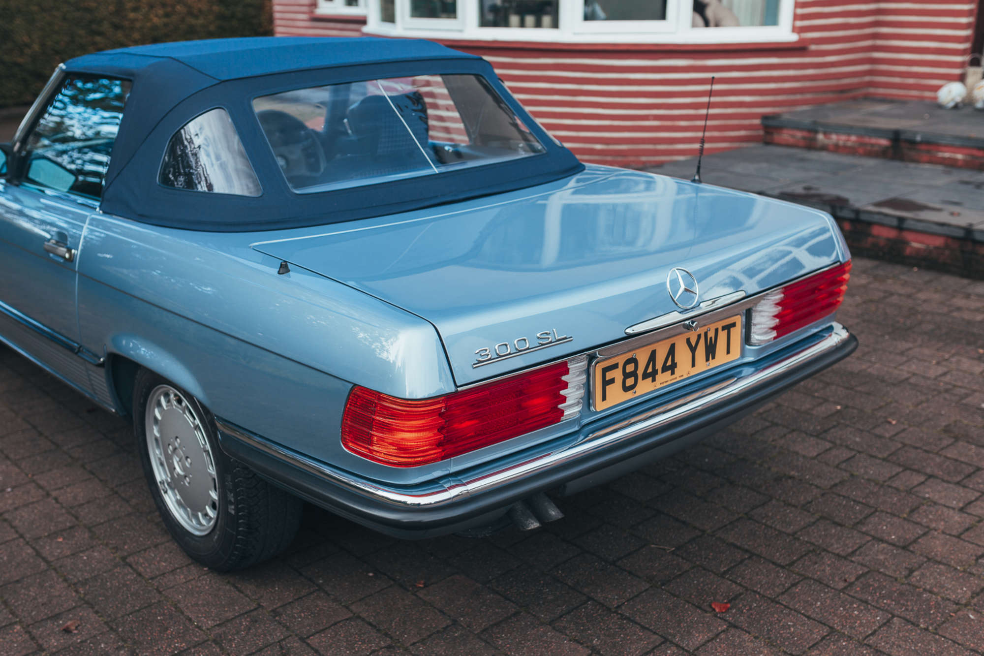 1988 Mercedes-Benz 300SL (R107)-Sold