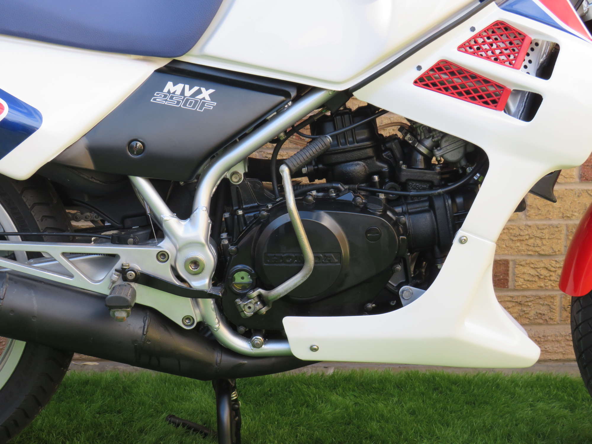 1982 Honda MVX250F 249cc-Sold