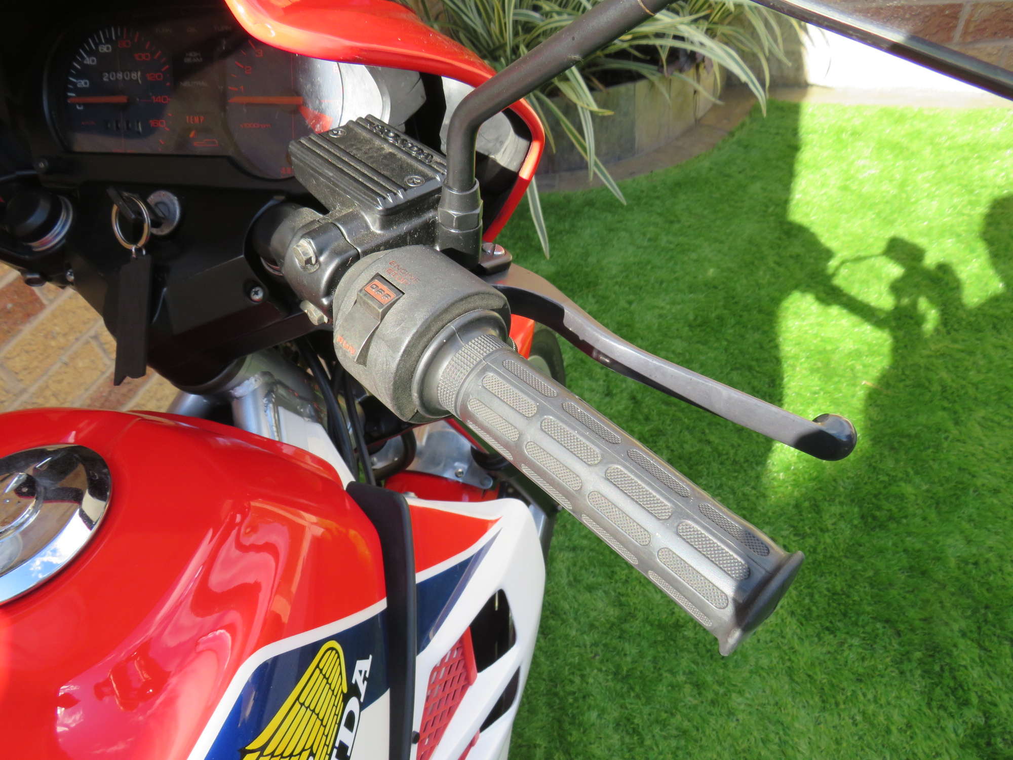 1982 Honda MVX250F 249cc-Sold