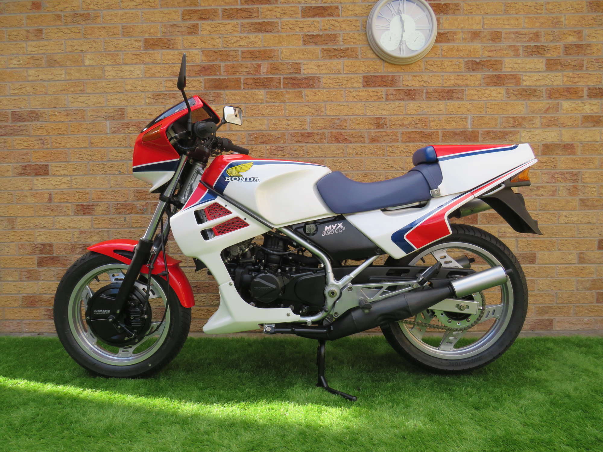 1982 Honda MVX250F 249cc-Sold