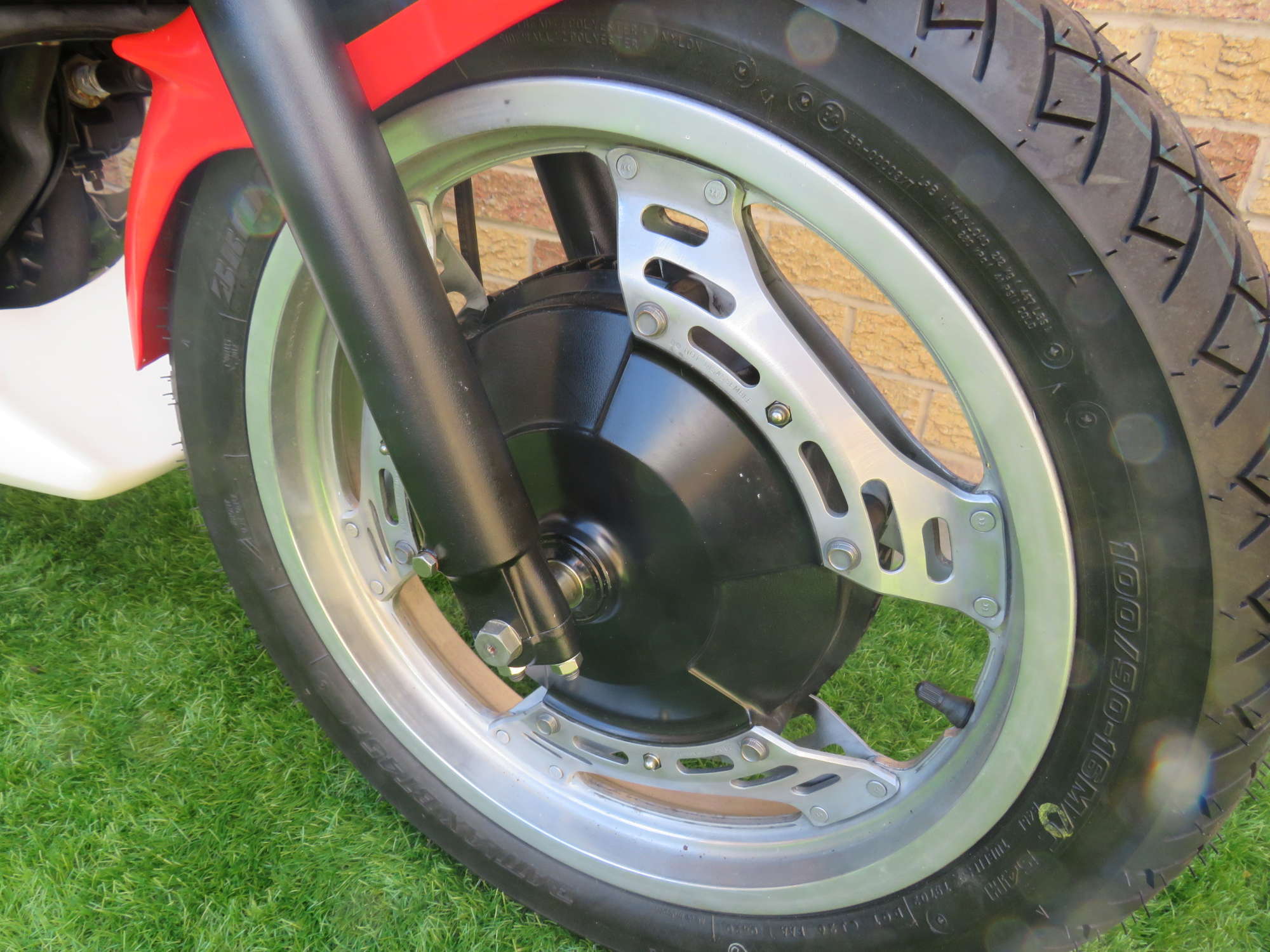 1982 Honda MVX250F 249cc-Sold