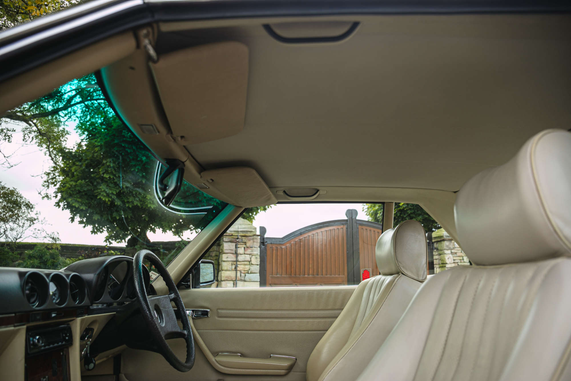 1985 Mercedes-Benz 500SL Auto (R107)-Sold