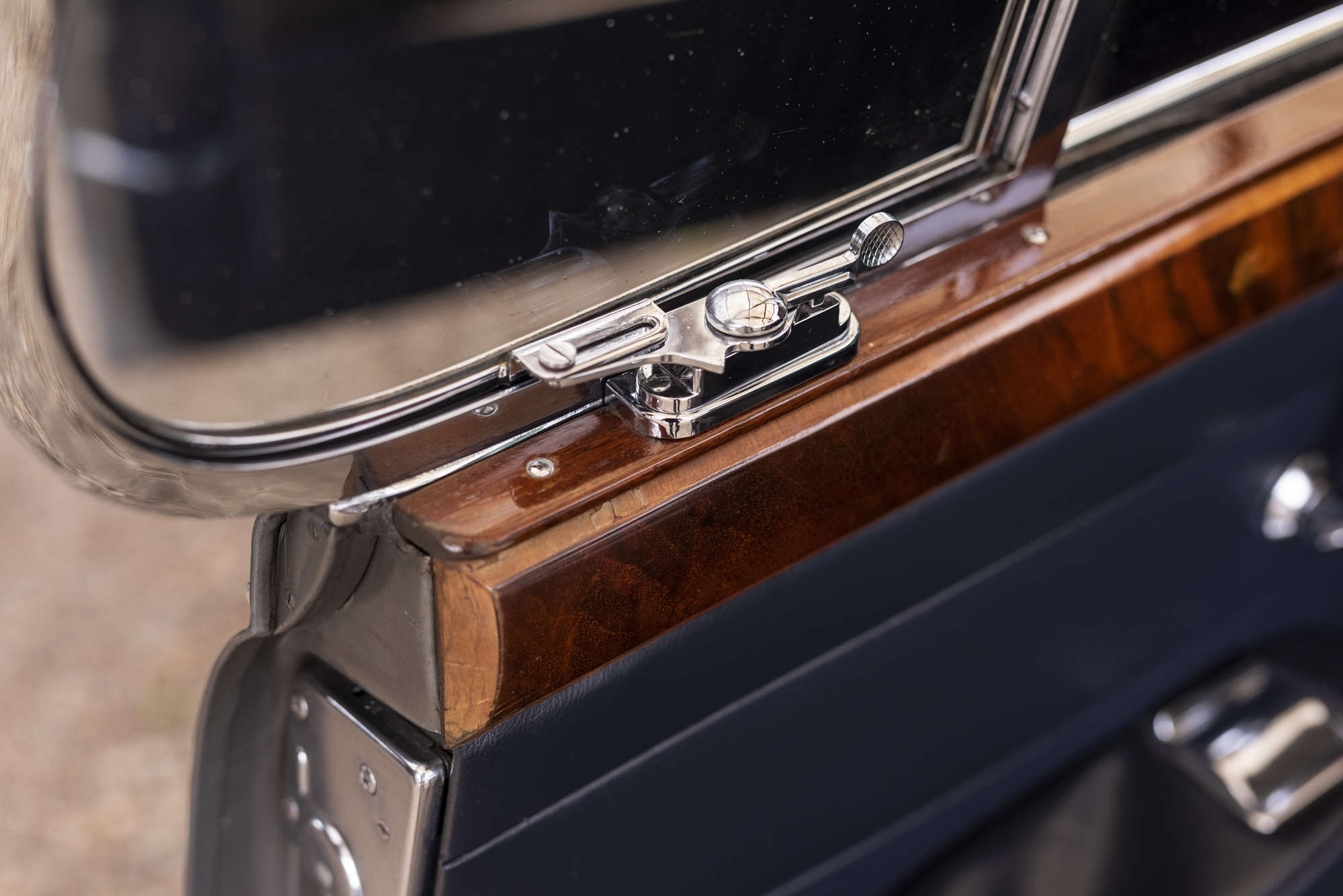 1965 Daimler 2½-Litre V8 Saloon -Sold