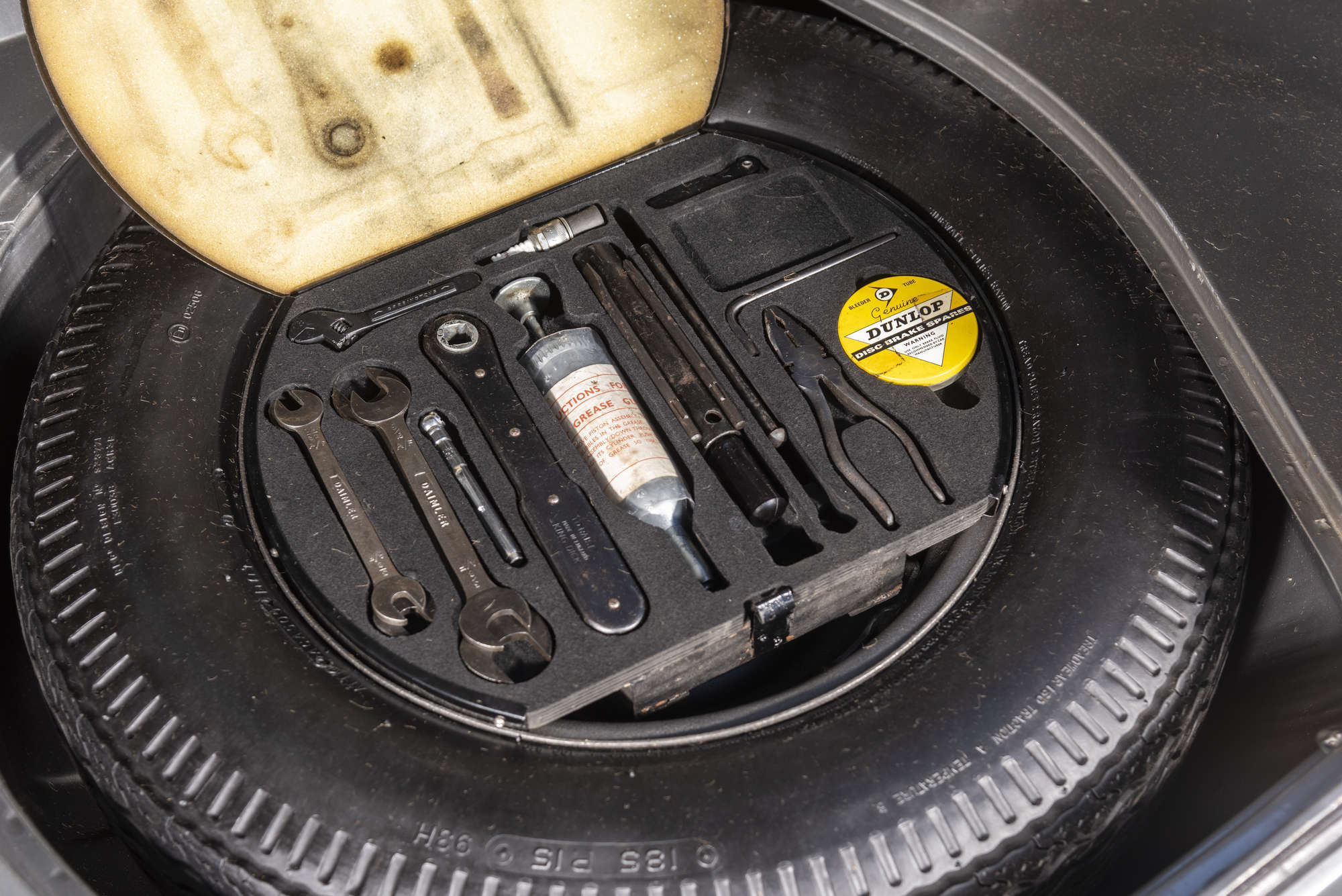 1965 Daimler 2½-Litre V8 Saloon -Sold