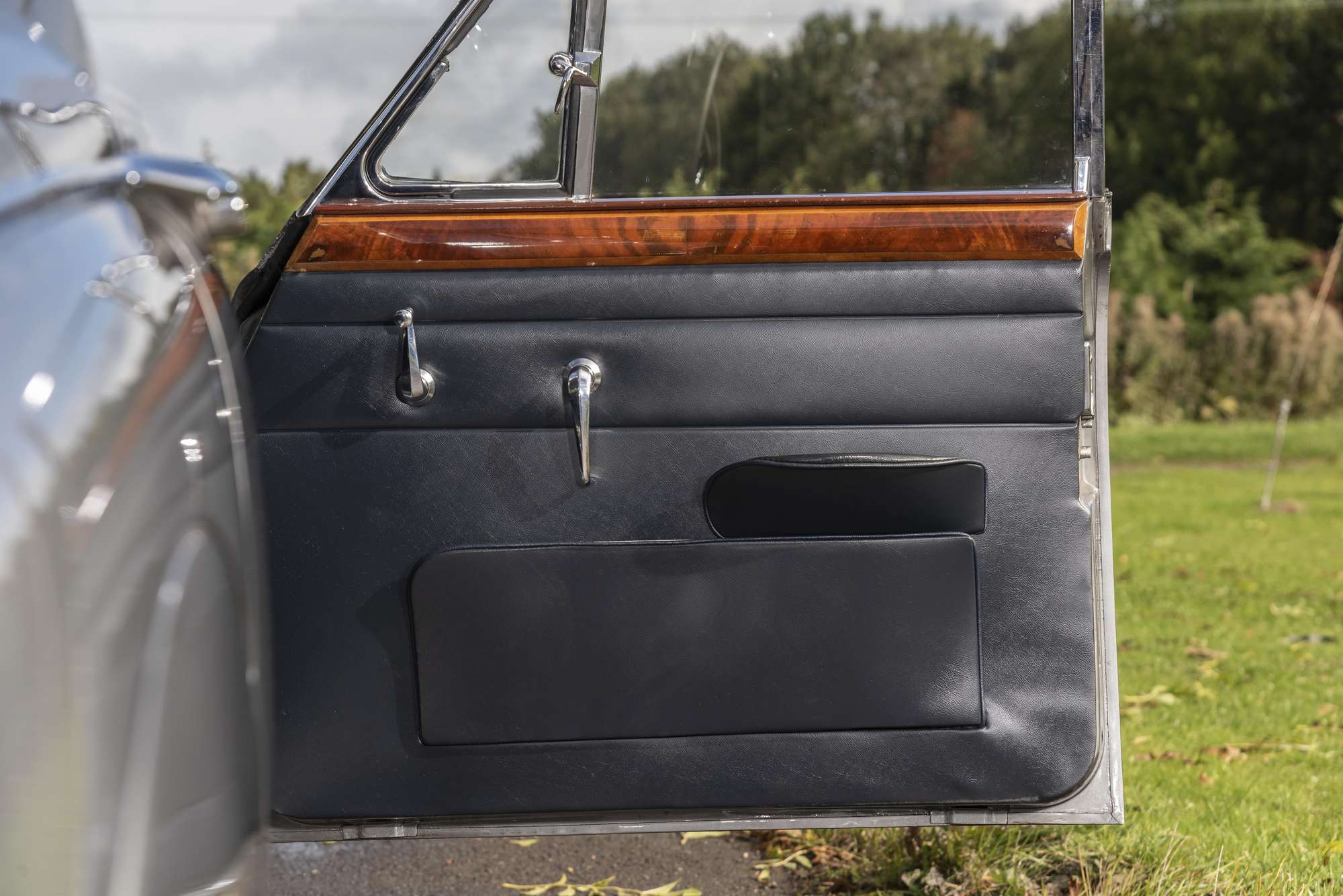 1965 Daimler 2½-Litre V8 Saloon -Sold