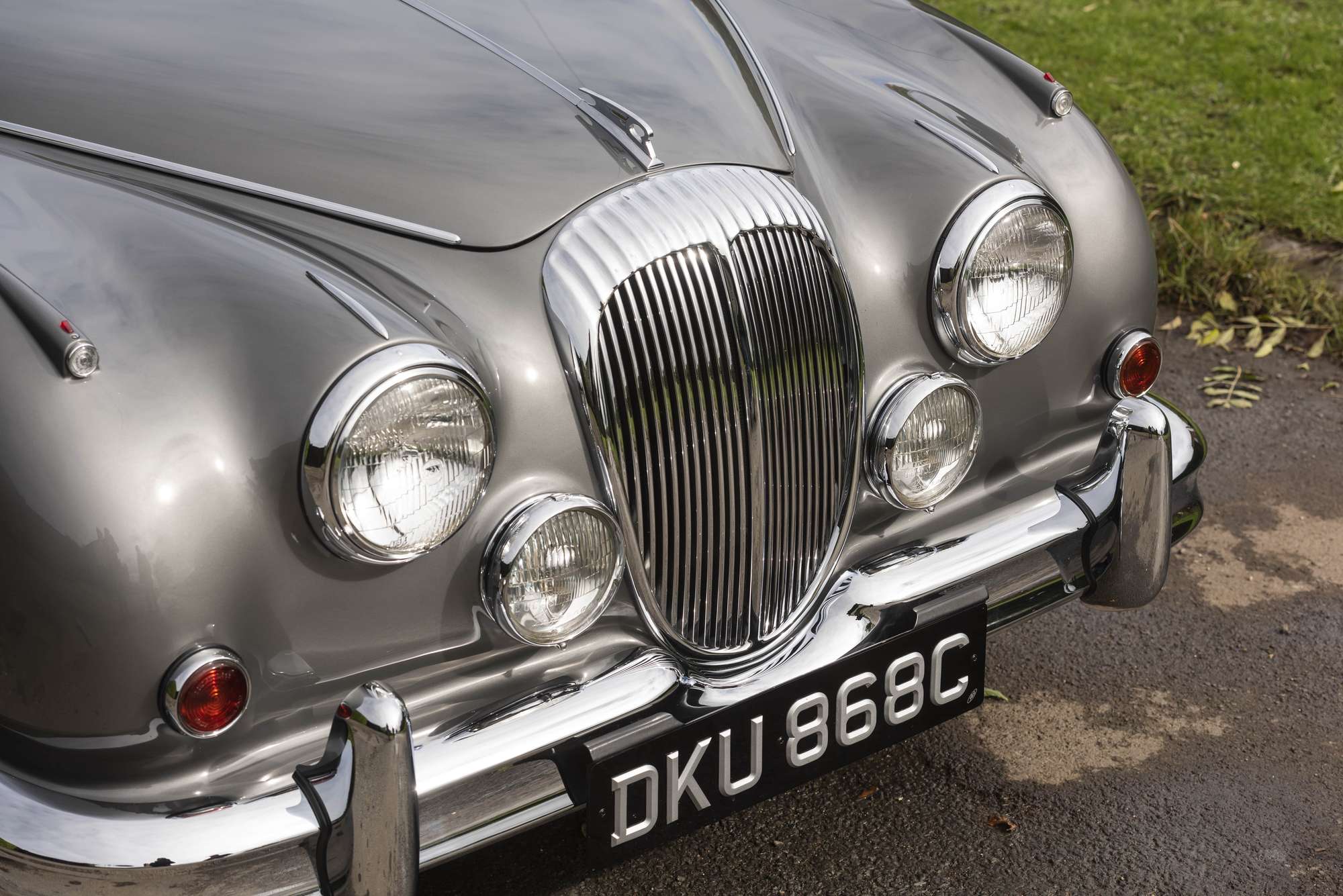 1965 Daimler 2½-Litre V8 Saloon -Sold