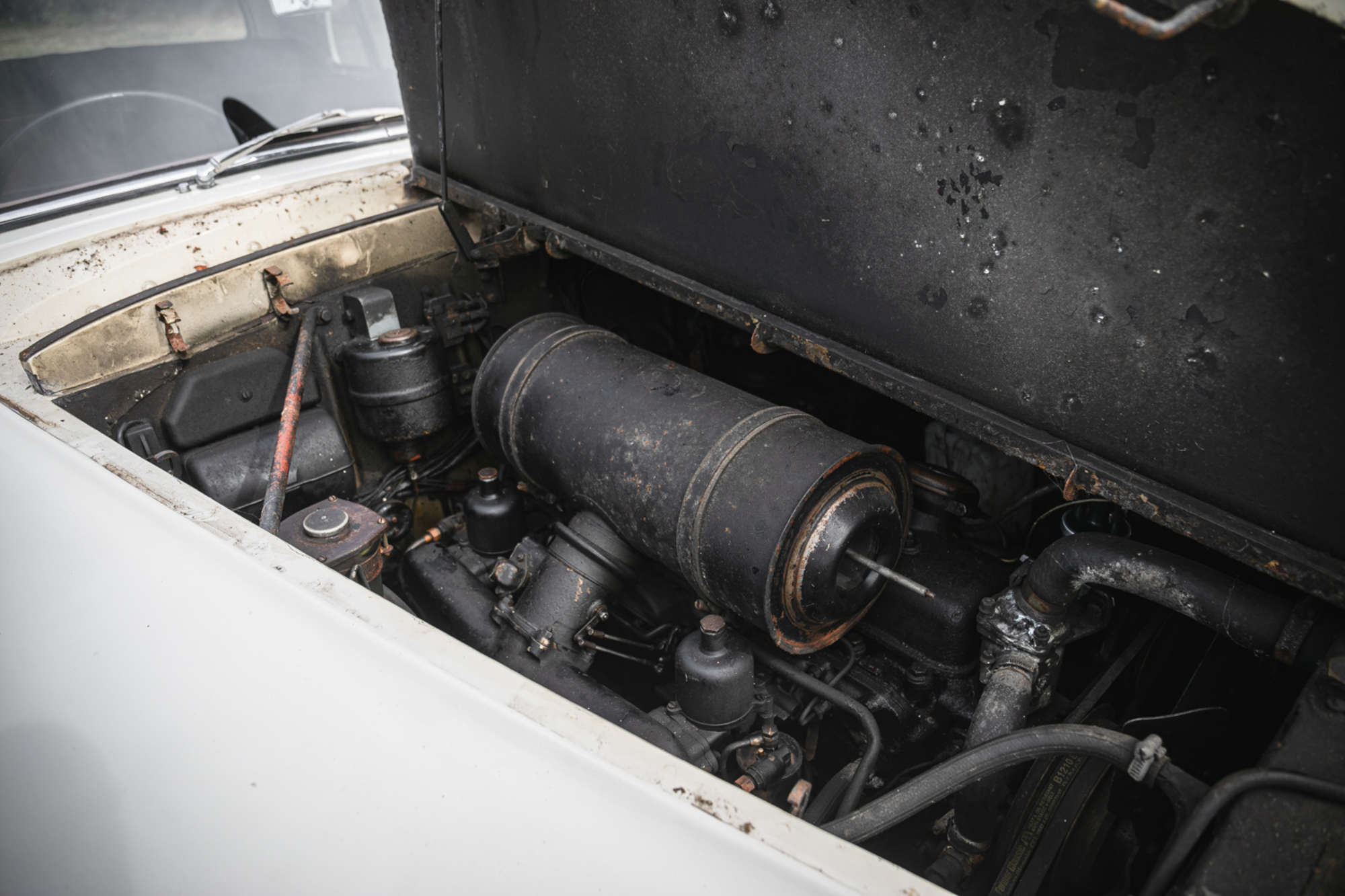 1956 Bentley S1 Lightweight Six-Light Saloon by H. J. Mullin-Sold