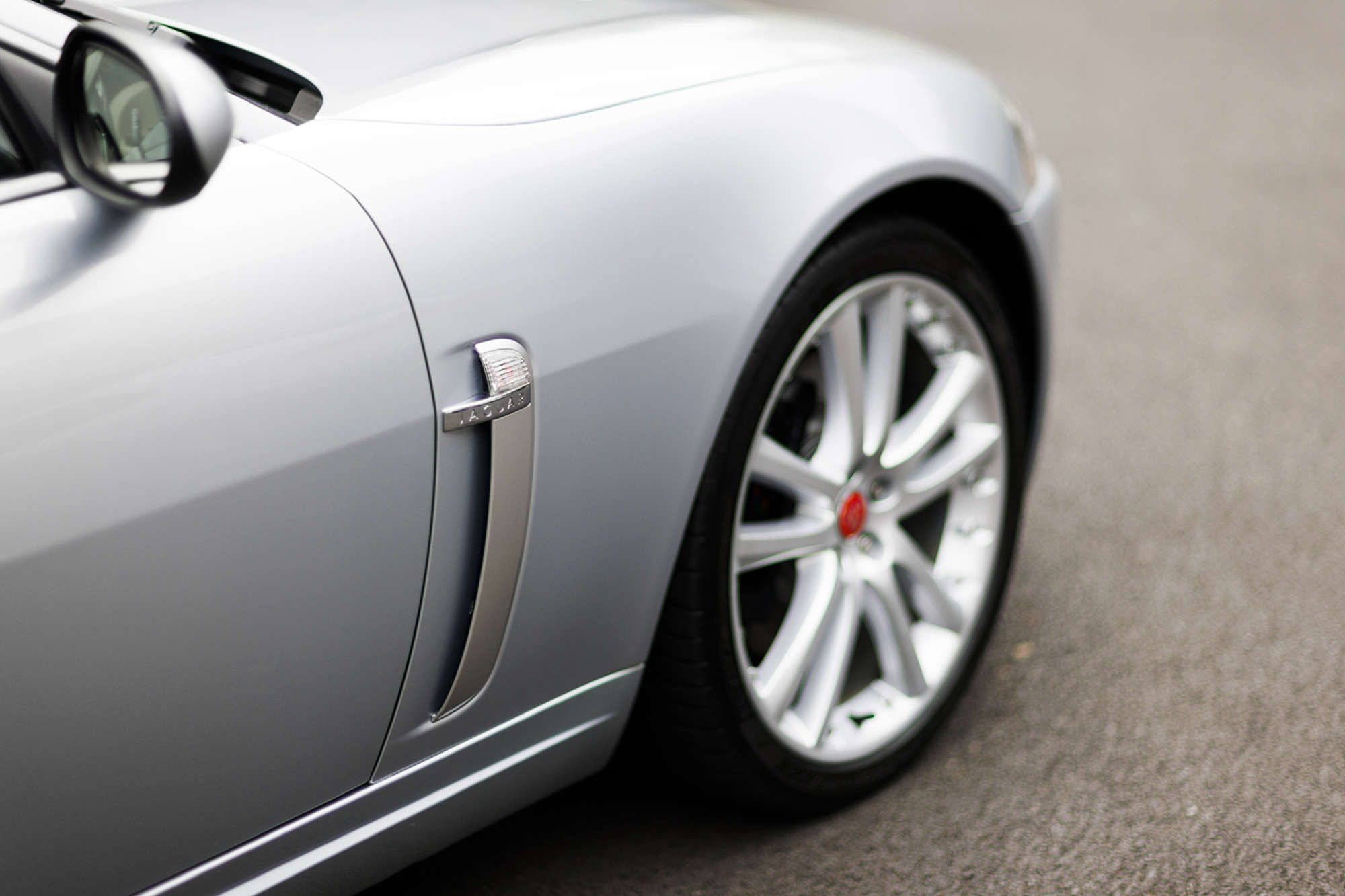 2006 Jaguar XKR Coupé - Supercharged -Sold