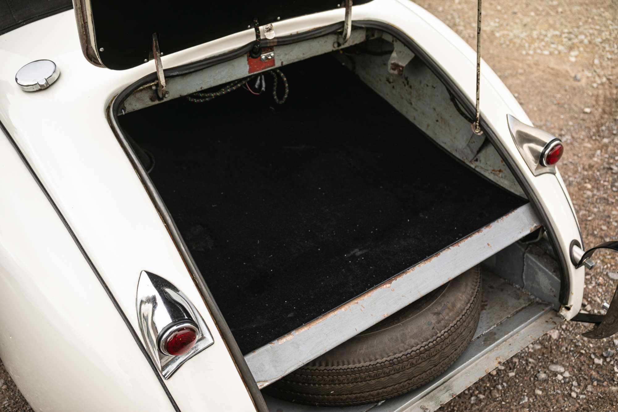 1950 Jaguar XK120 Roadster-Sold