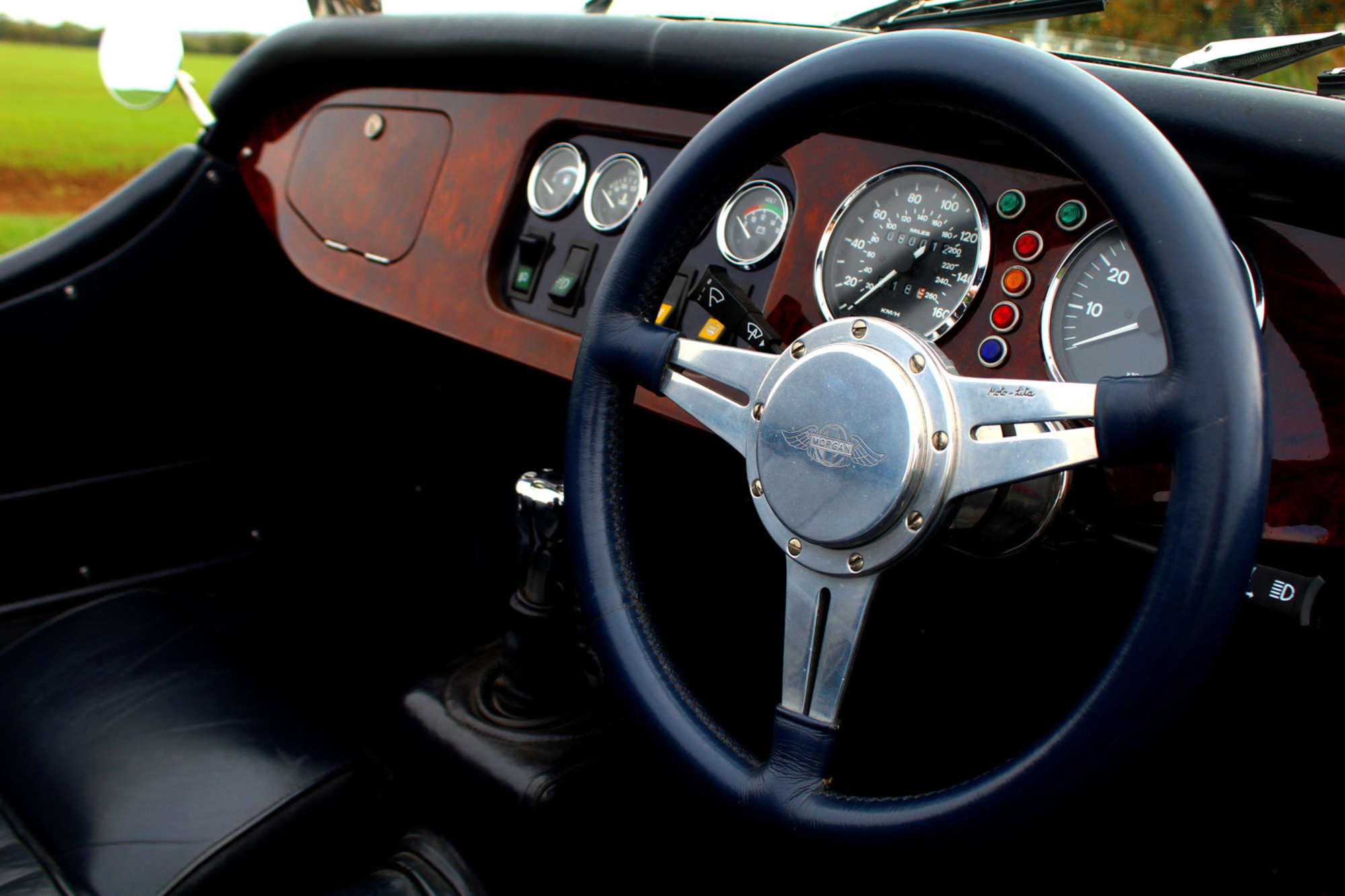 1990 Morgan Plus 8-Sold