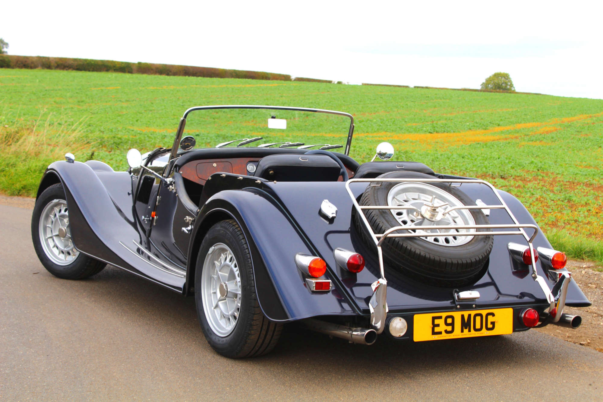 1990 Morgan Plus 8-Sold