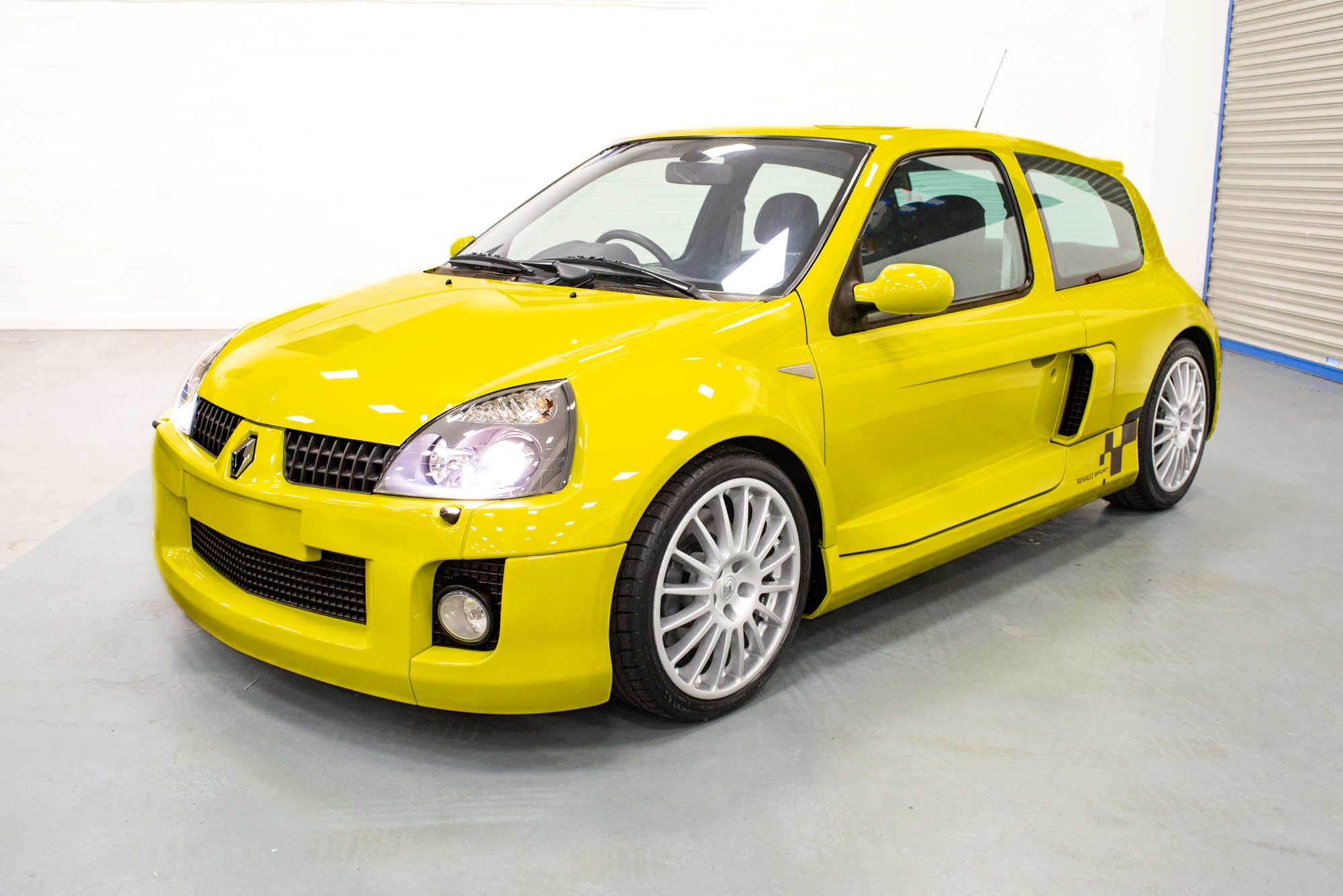 2004 Renault Clio V6 255 Phase 2-Sold