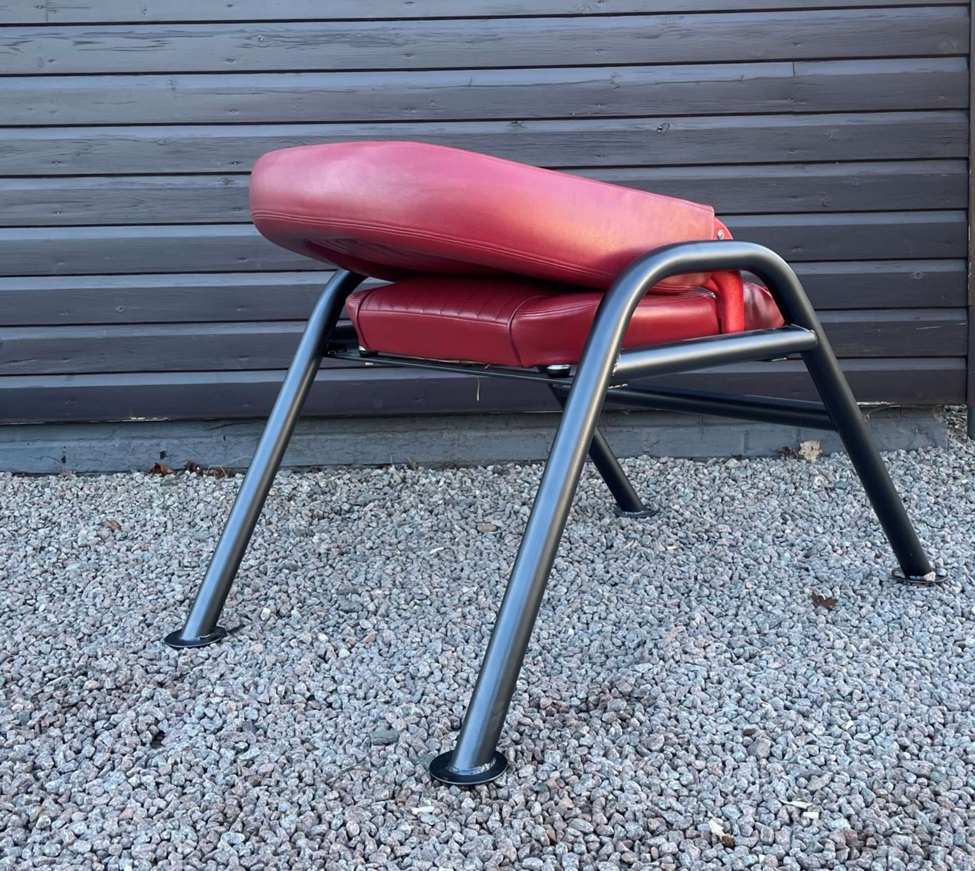Charity Lot: TV-featured Ford Thunderbird Office Chair-Sold