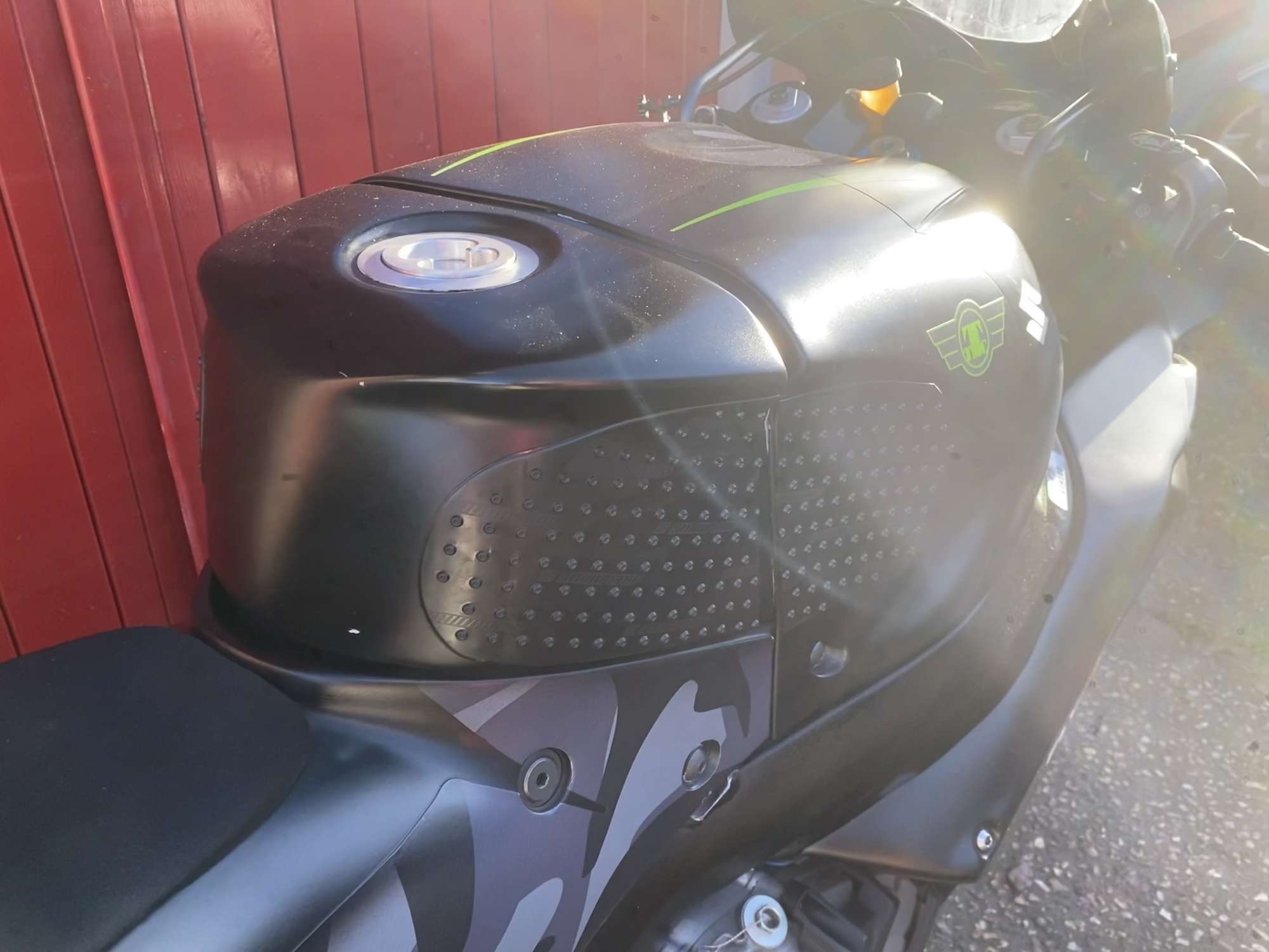 2013 Suzuki GSX-R1000 BSB ex-Guy Martin and Steve Mercer 1,0-Sold