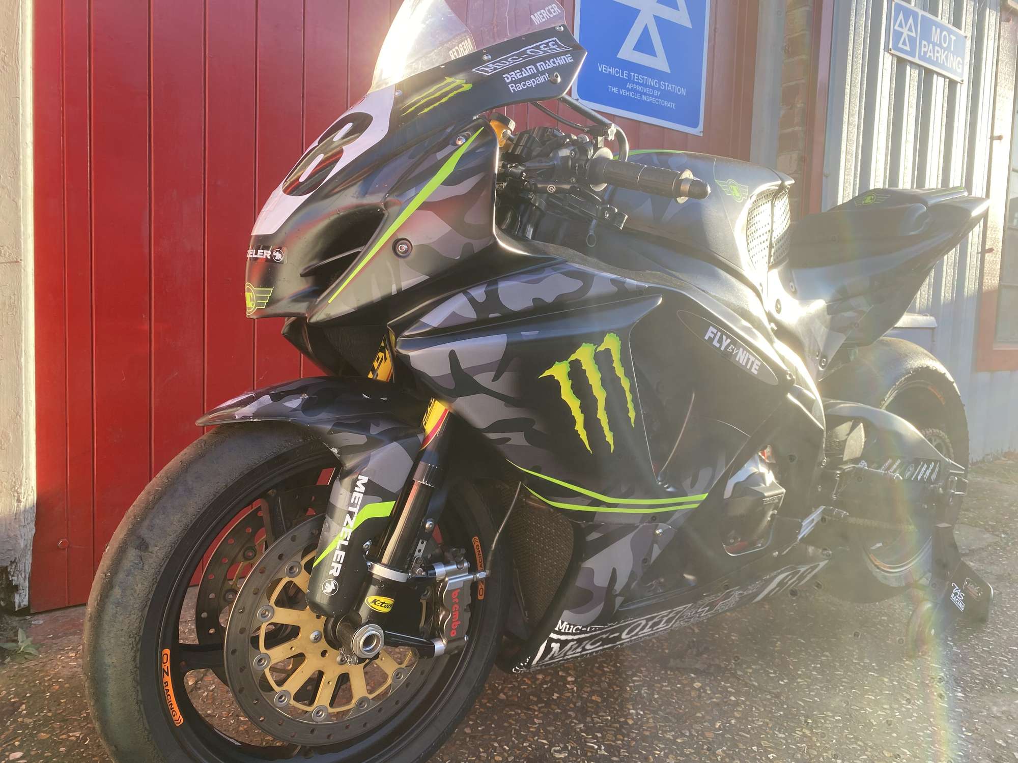 2013 Suzuki GSX-R1000 BSB ex-Guy Martin and Steve Mercer 1,0-Sold