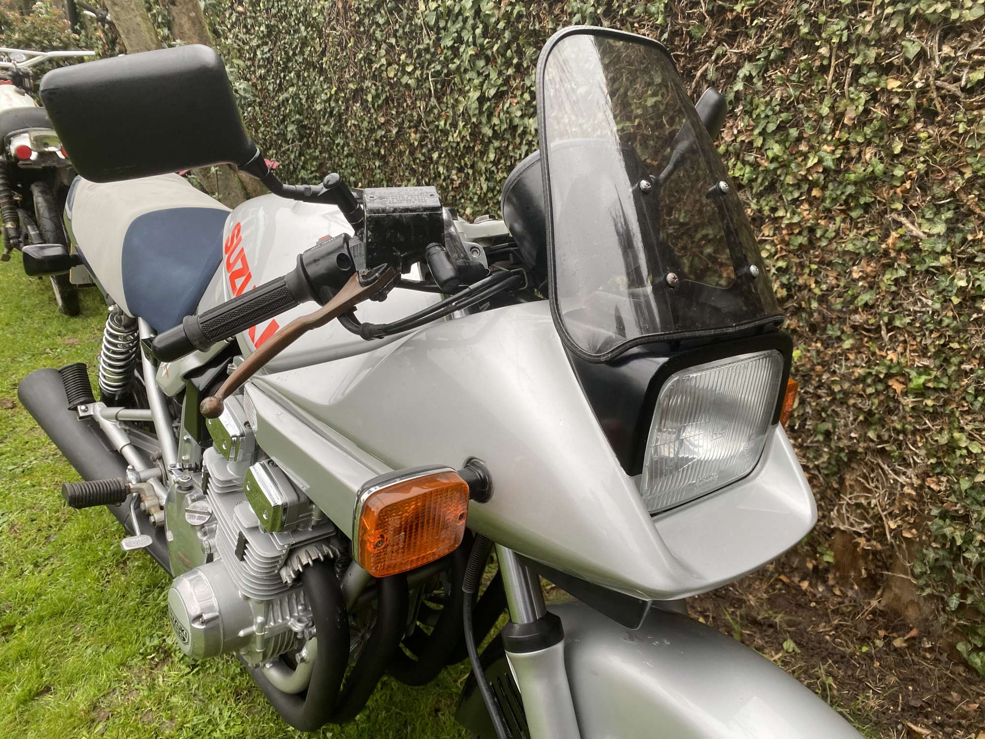 1982 Suzuki GSX1000 SZ Katana 997cc-Auction Lot