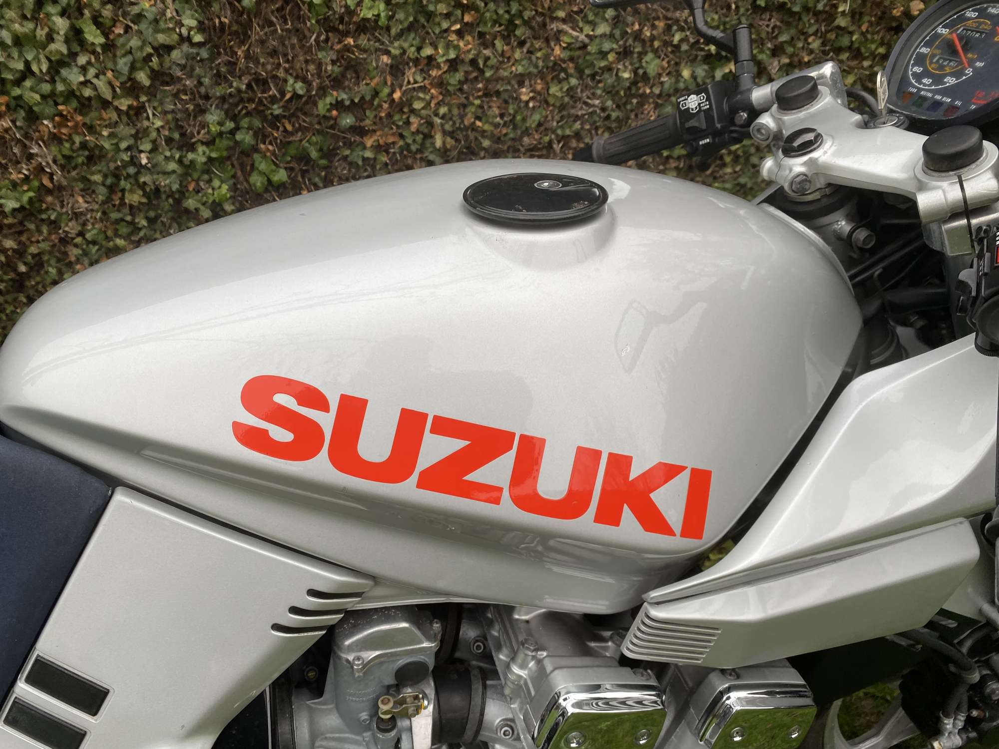 1982 Suzuki GSX1000 SZ Katana 997cc-Auction Lot
