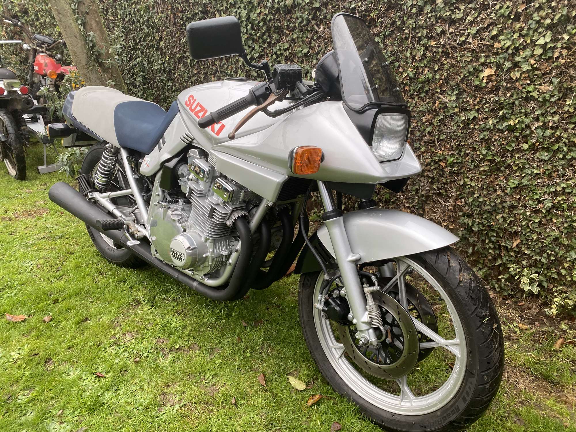 1982 Suzuki GSX1000 SZ Katana 997cc-Auction Lot