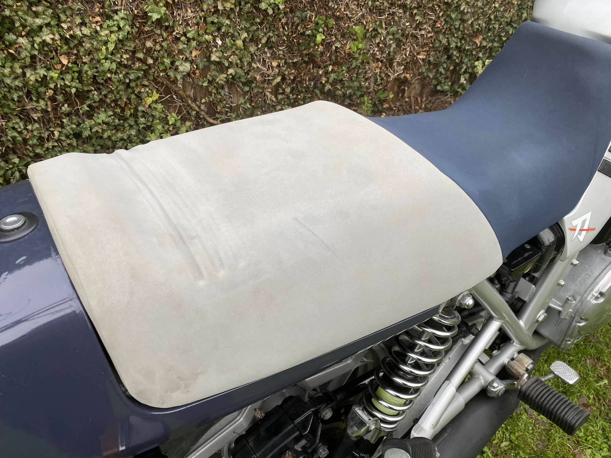 1982 Suzuki GSX1000 SZ Katana 997cc-Auction Lot