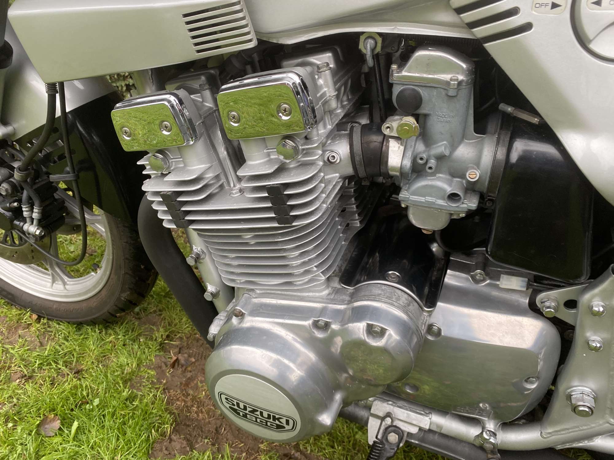 1982 Suzuki GSX1000 SZ Katana 997cc-Auction Lot